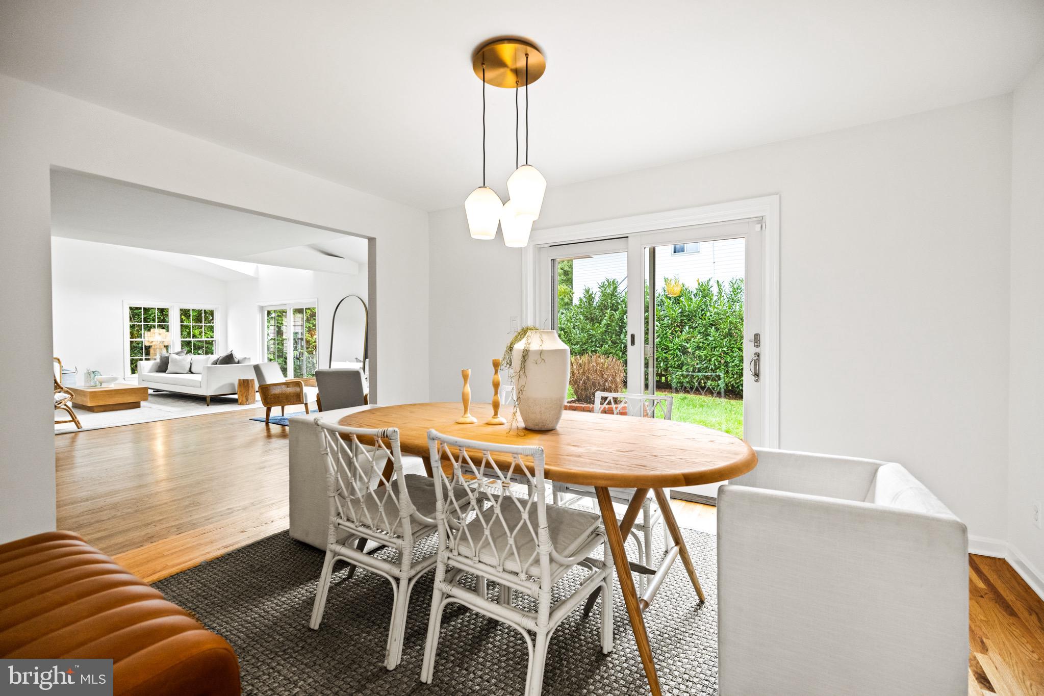 MAPLEWOOD MANOR - Residential