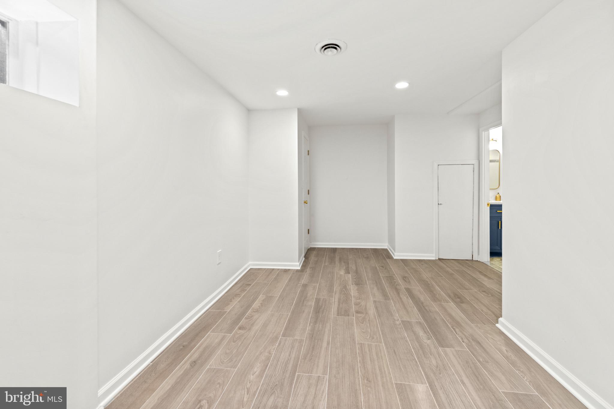 MAPLEWOOD MANOR - Residential