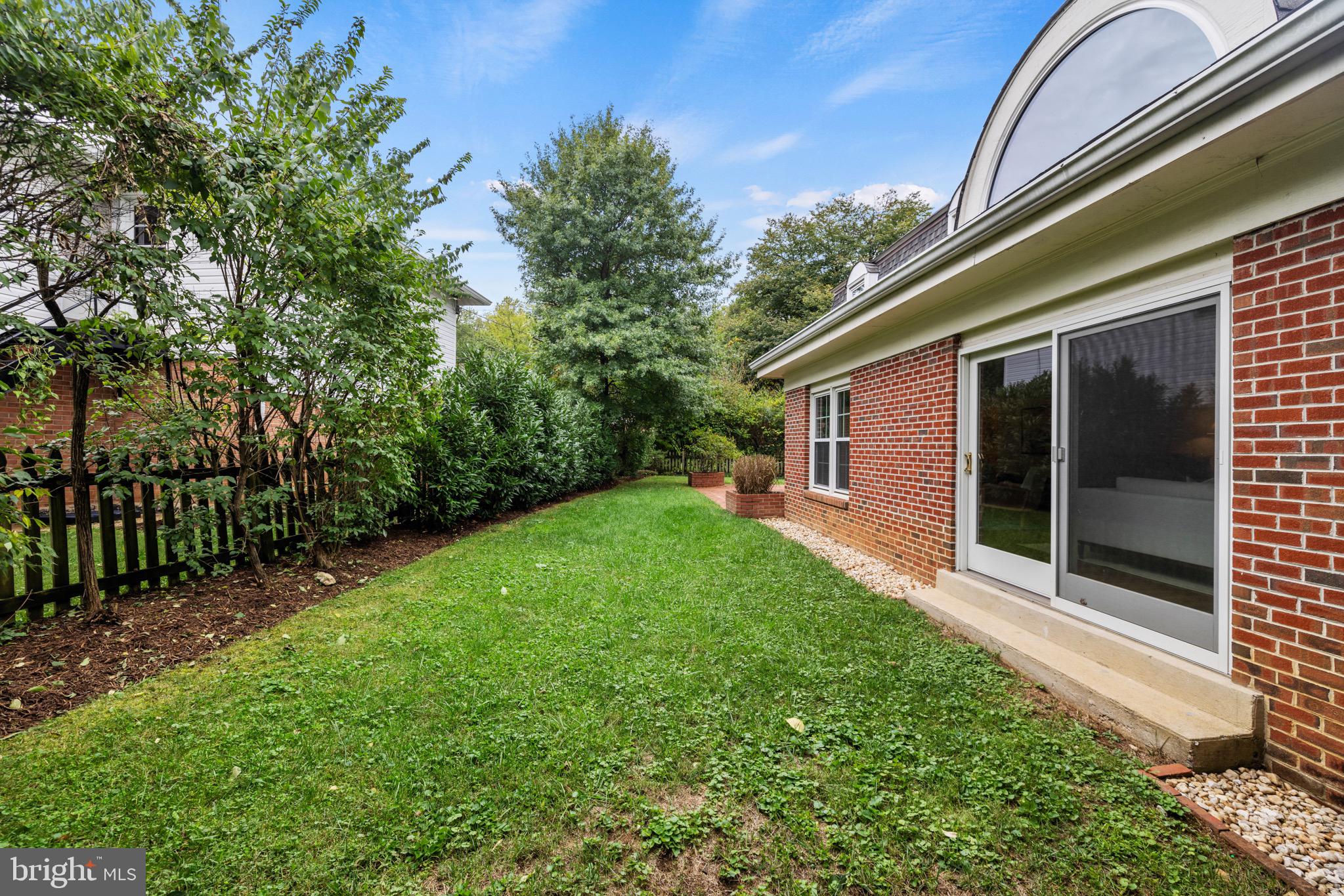 MAPLEWOOD MANOR - Residential