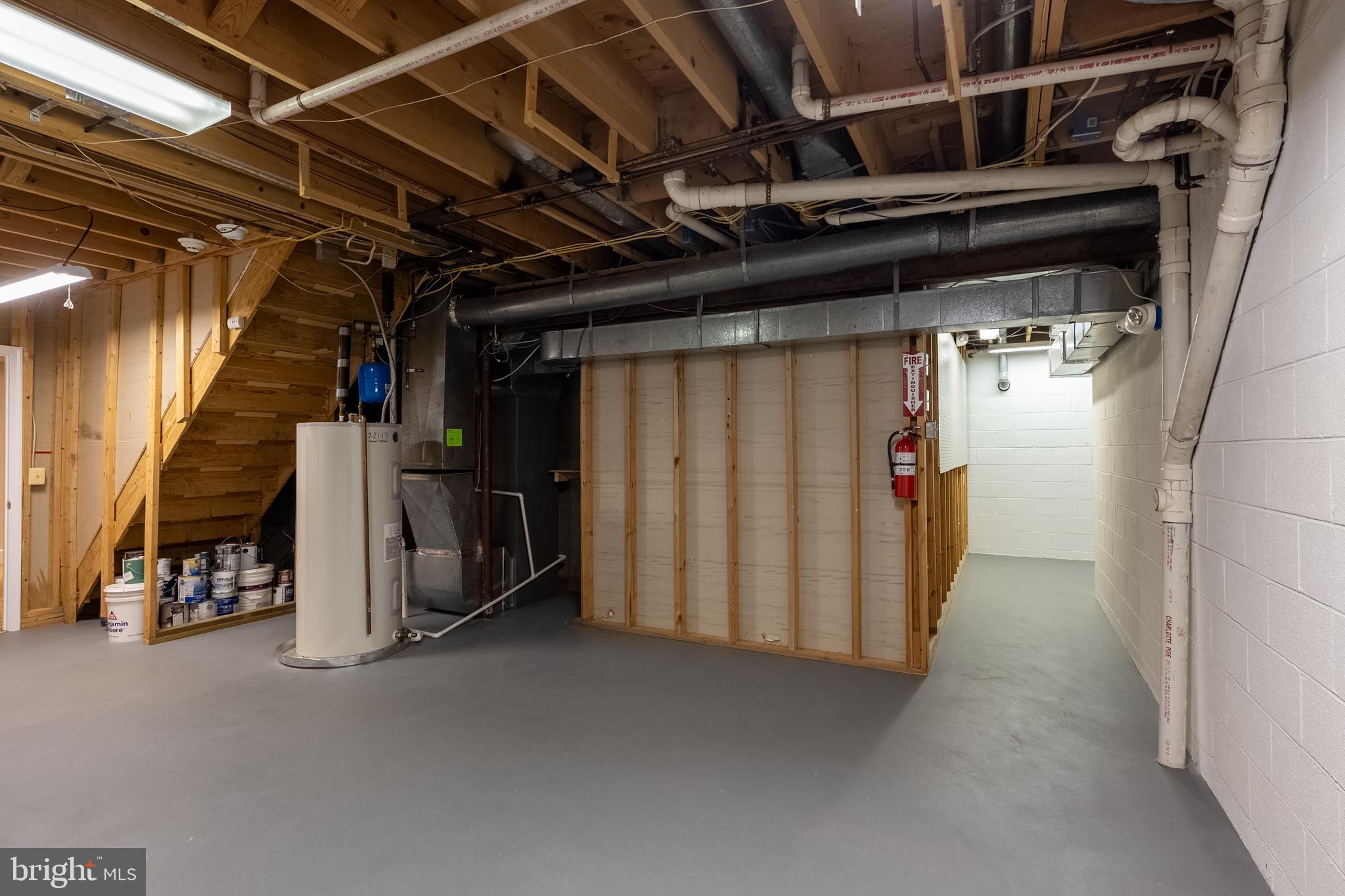 LANGLEY OAKS - Residential