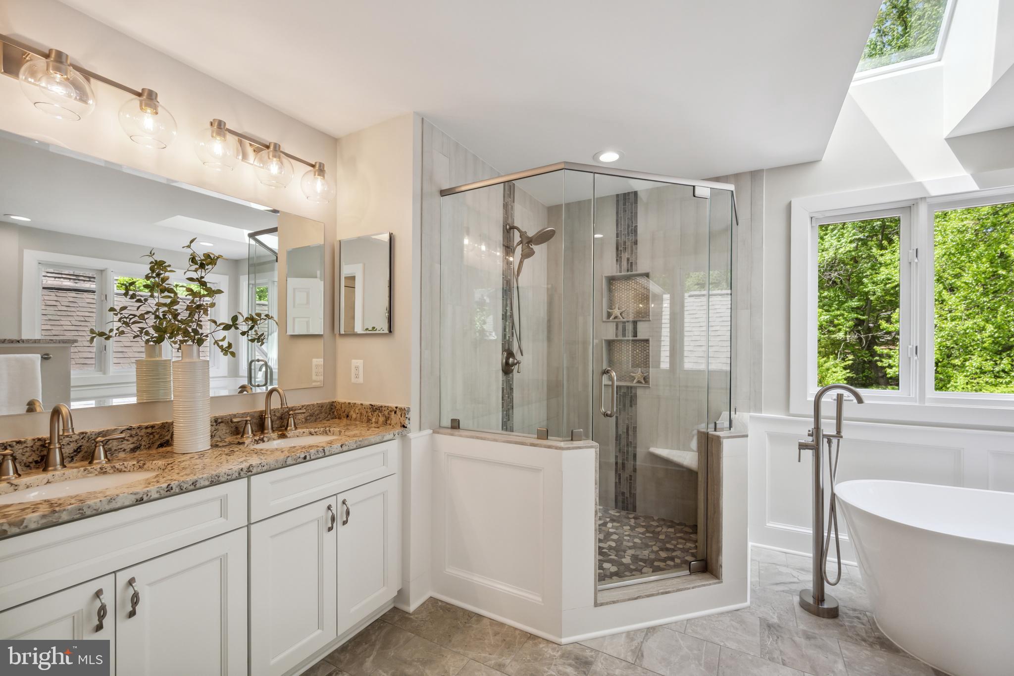 LANGLEY OAKS - Residential