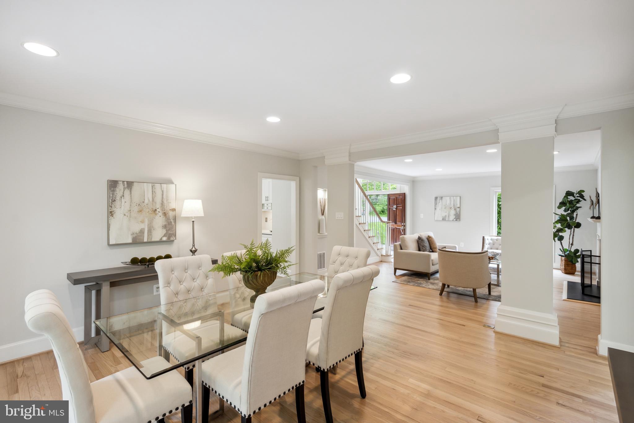 LANGLEY OAKS - Residential