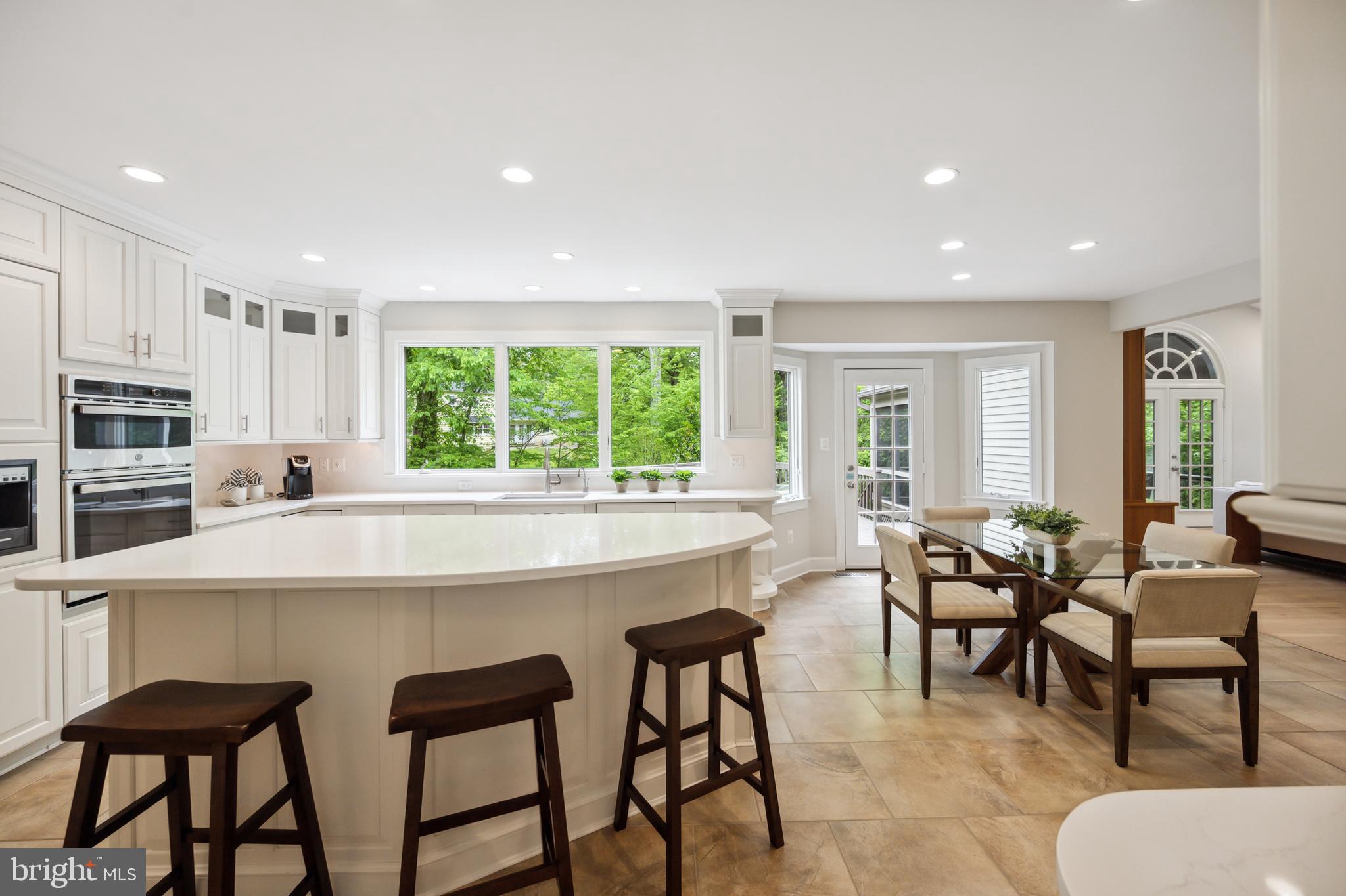 LANGLEY OAKS - Residential