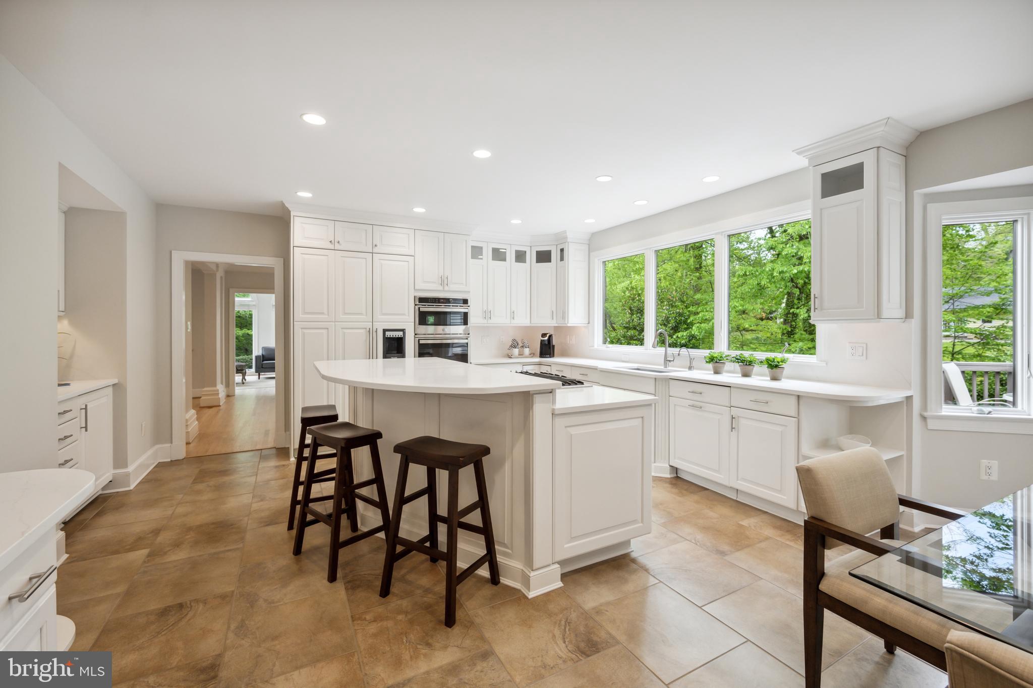 LANGLEY OAKS - Residential