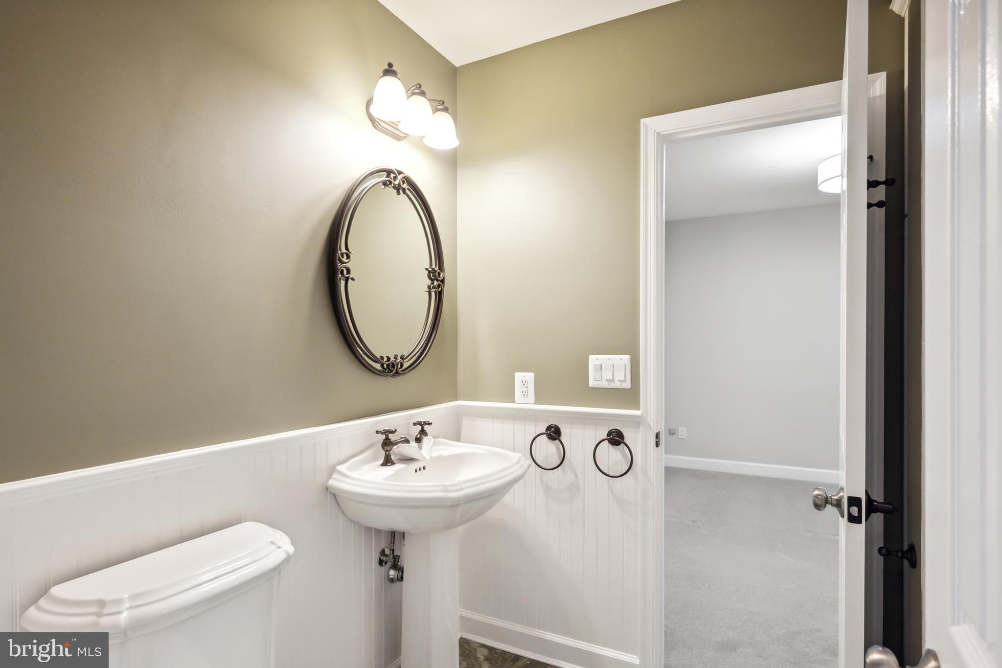 LANGLEY OAKS - Residential