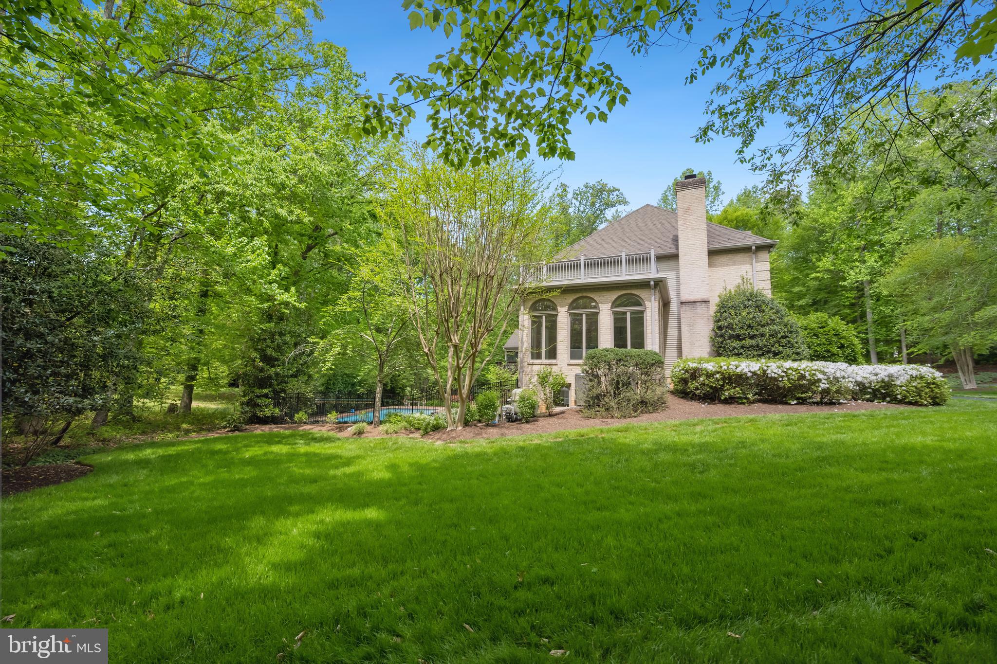 LANGLEY OAKS - Residential