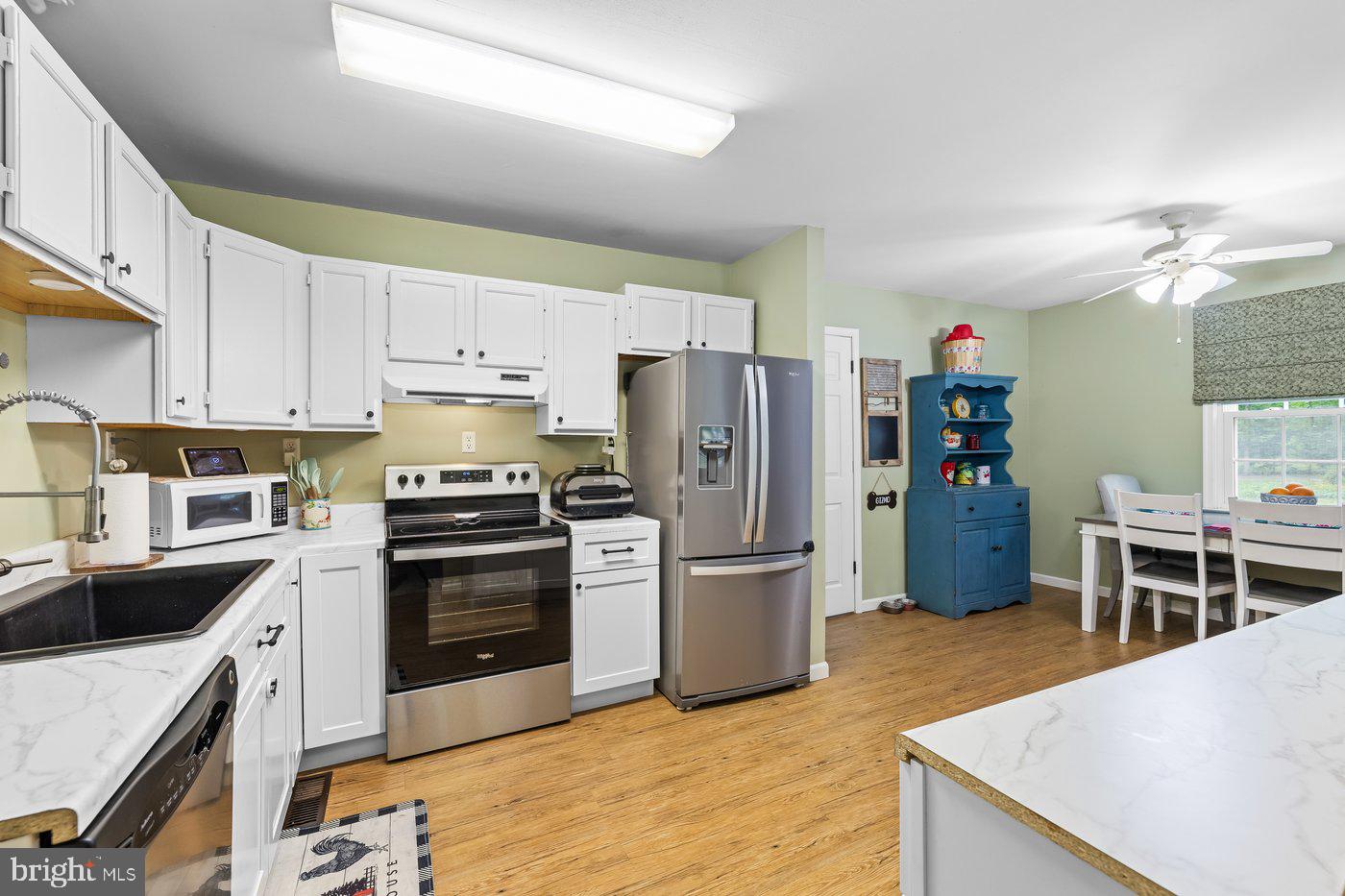 LAKE CAROLINE - Residential