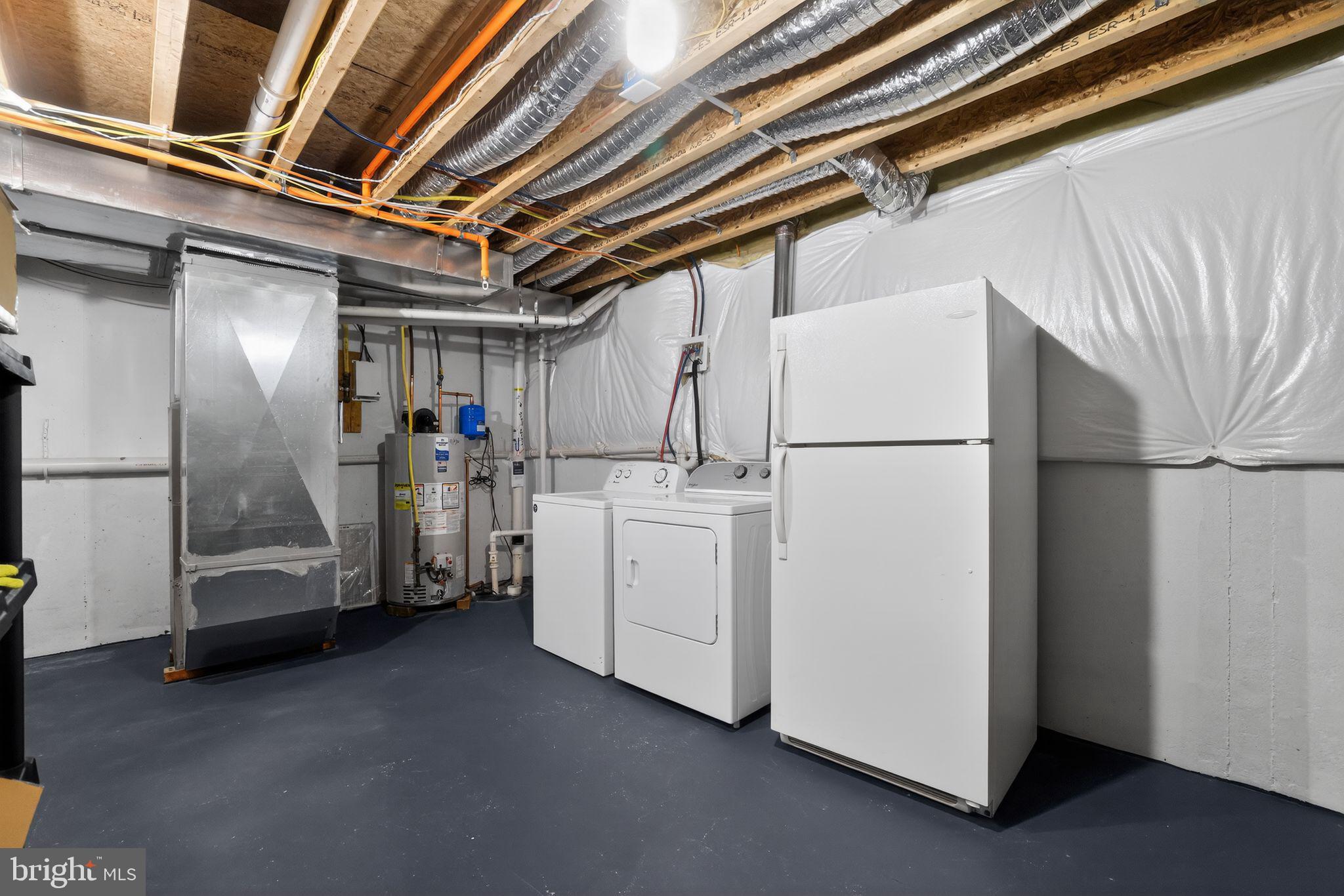 CARRIAGE HILL - Residential Lease