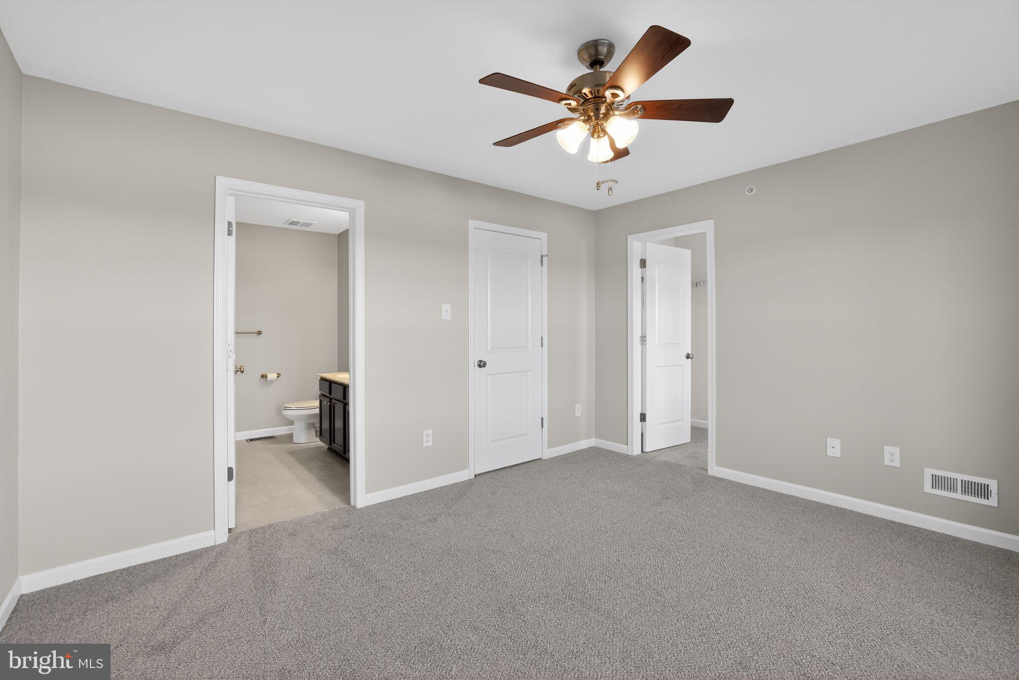 CARRIAGE HILL - Residential Lease