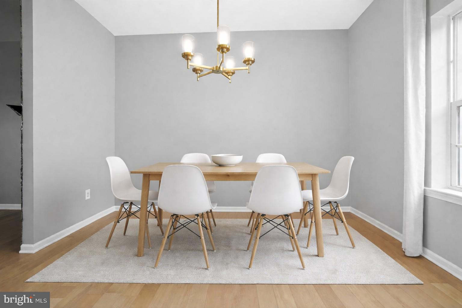 CARRIAGE HILL - Residential Lease