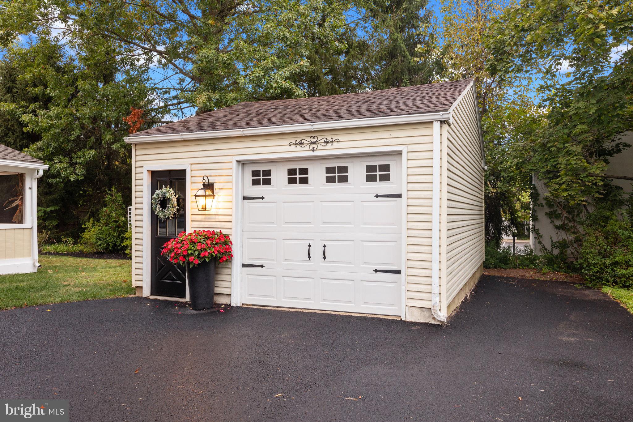 DOYLESTOWN BORO - Residential