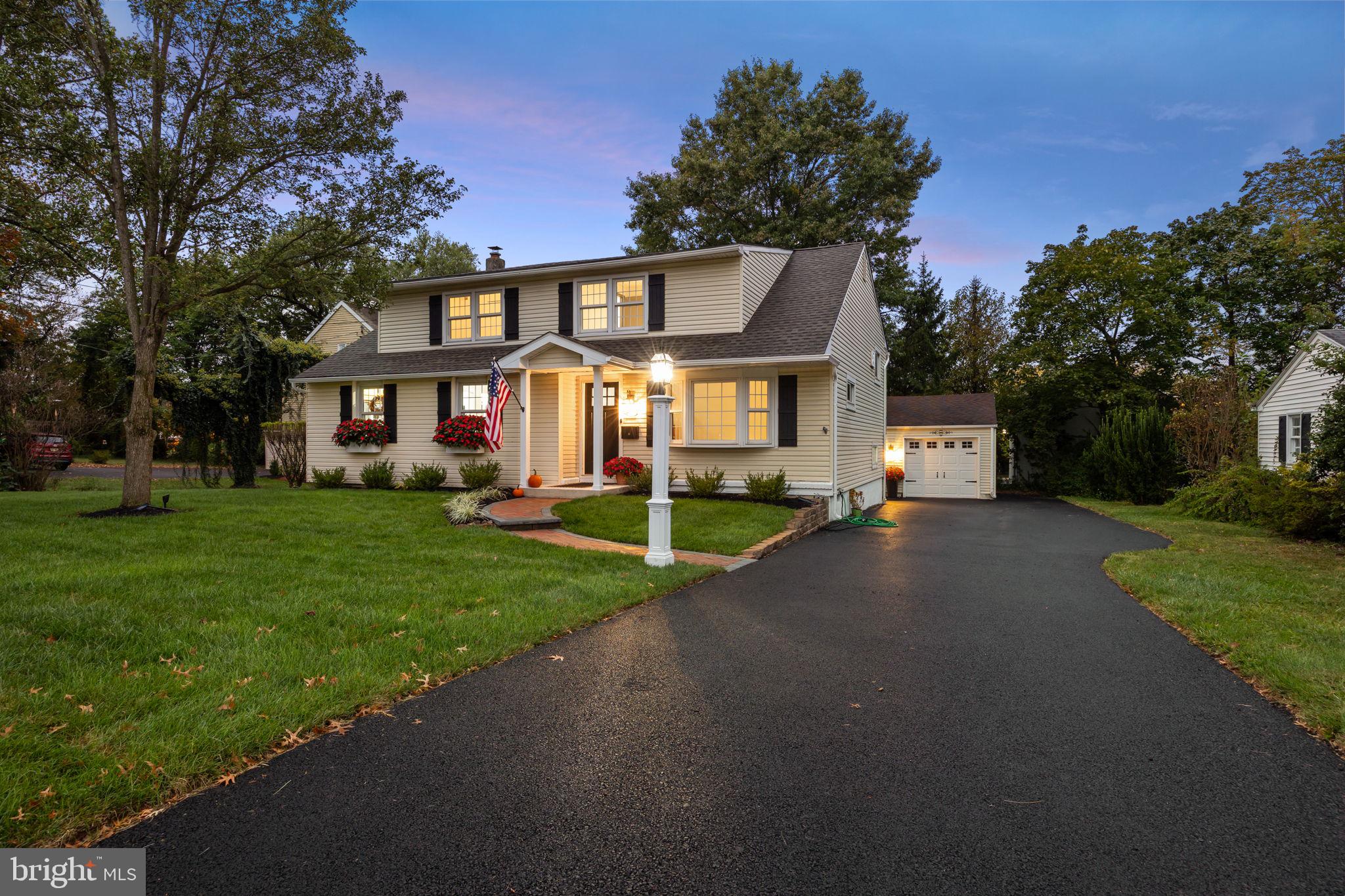 DOYLESTOWN BORO - Residential