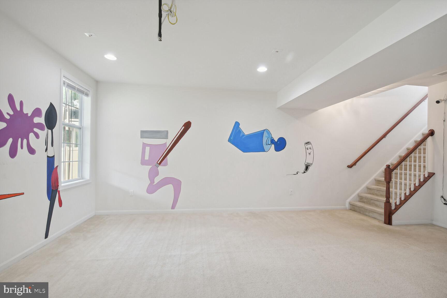 LOUDOUN VALLEY ESTATES 2 - Residential Lease