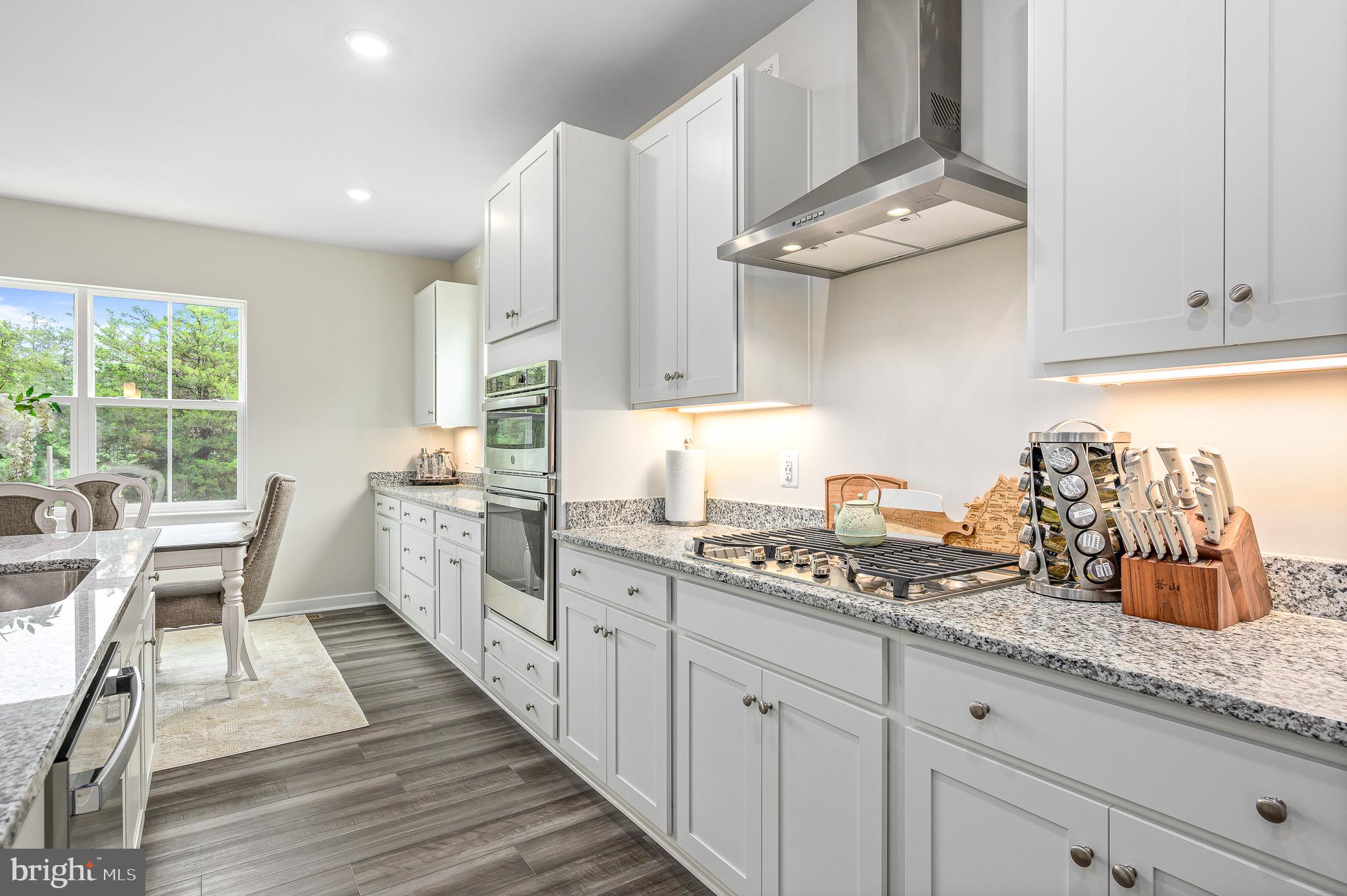 CLEVENGER CORNER VILLAGE - Residential