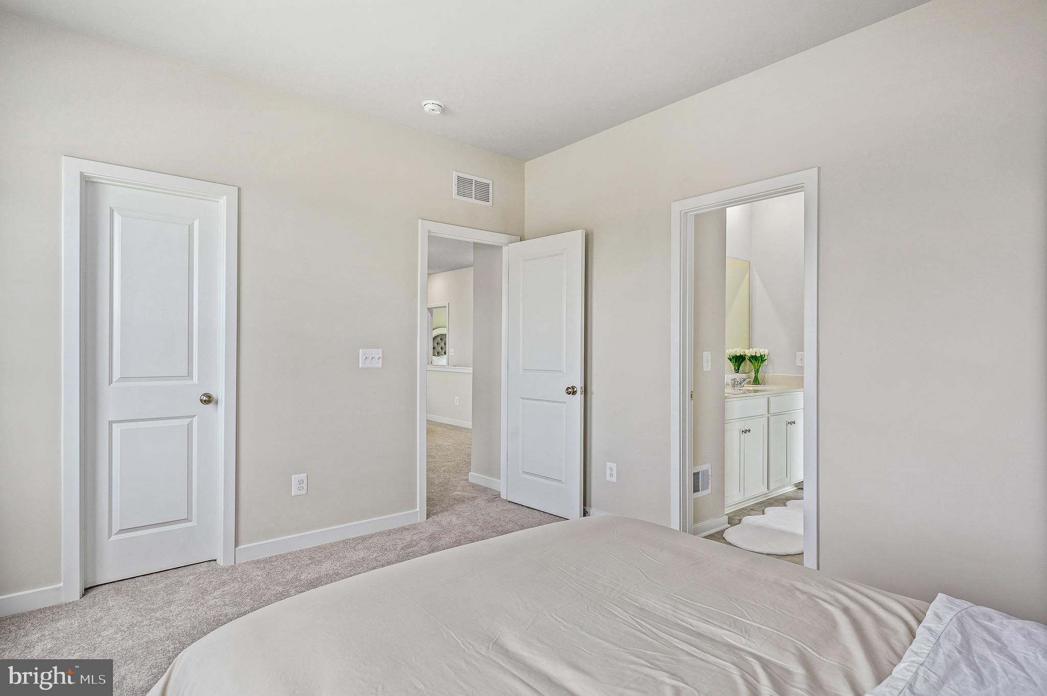 CLEVENGER CORNER VILLAGE - Residential