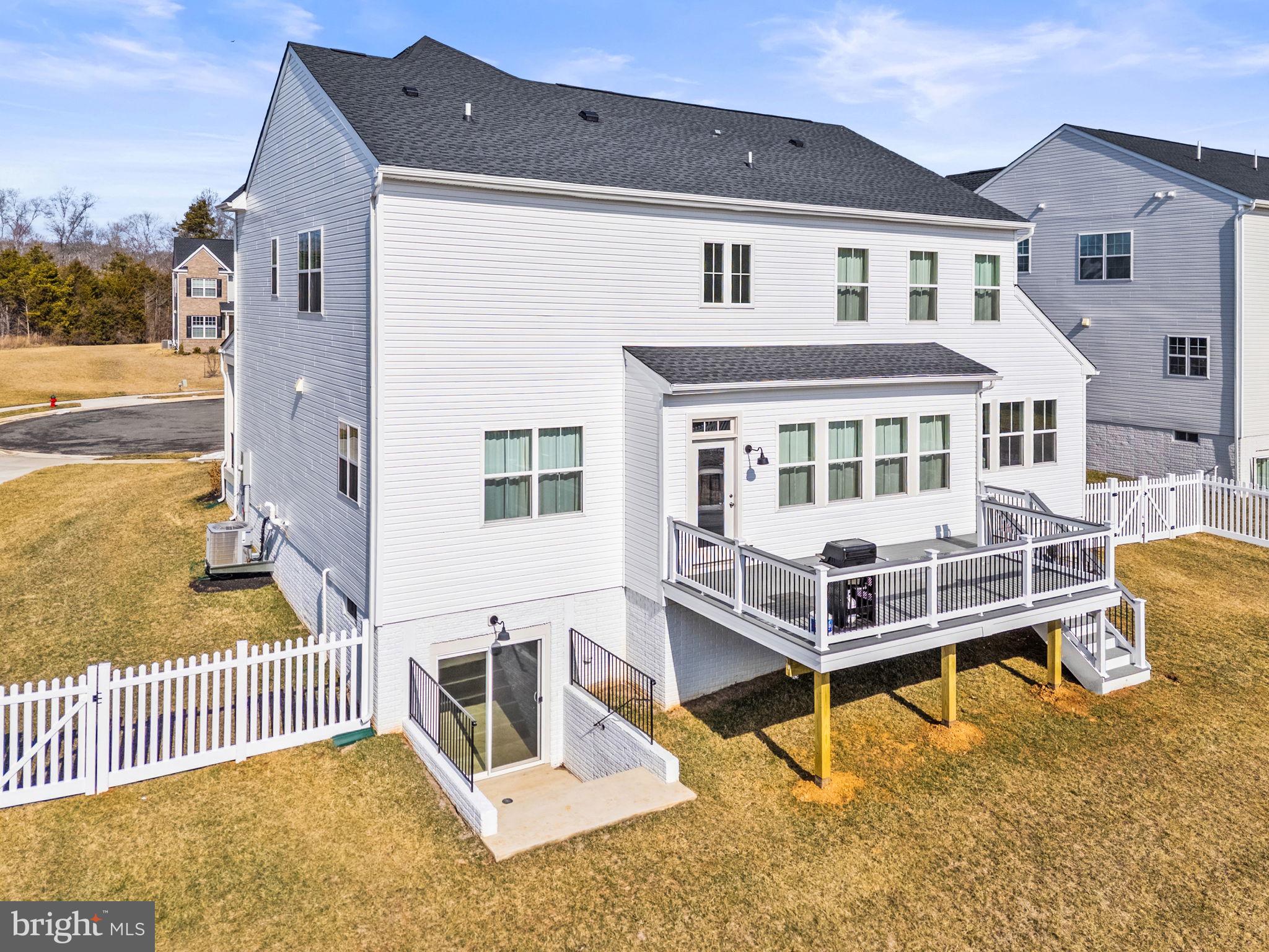 CLEVENGER CORNER VILLAGE - Residential