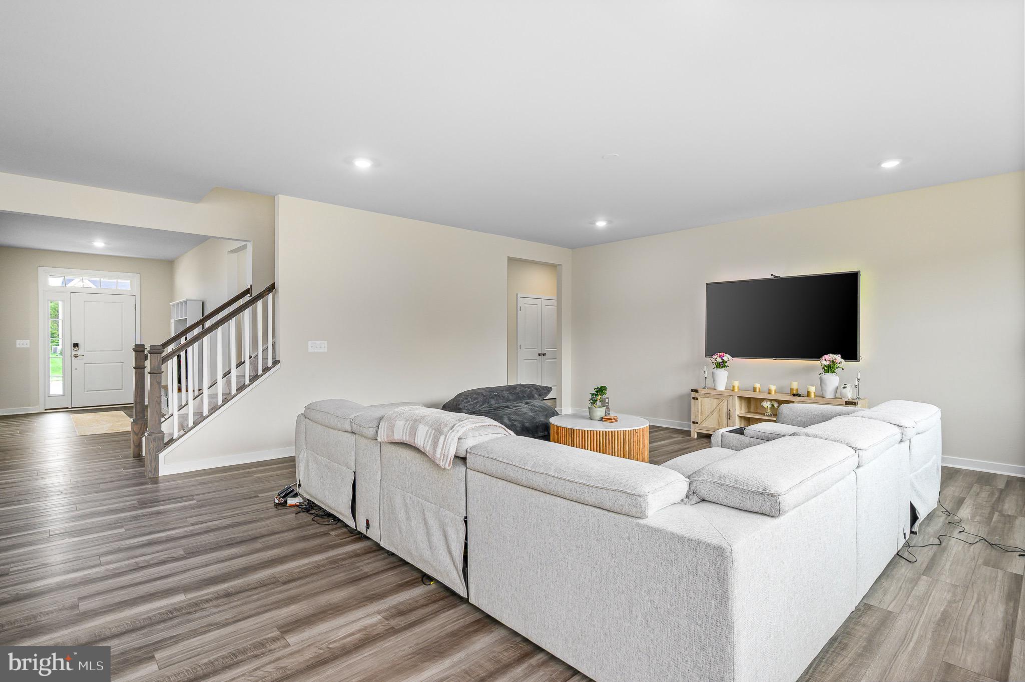 CLEVENGER CORNER VILLAGE - Residential