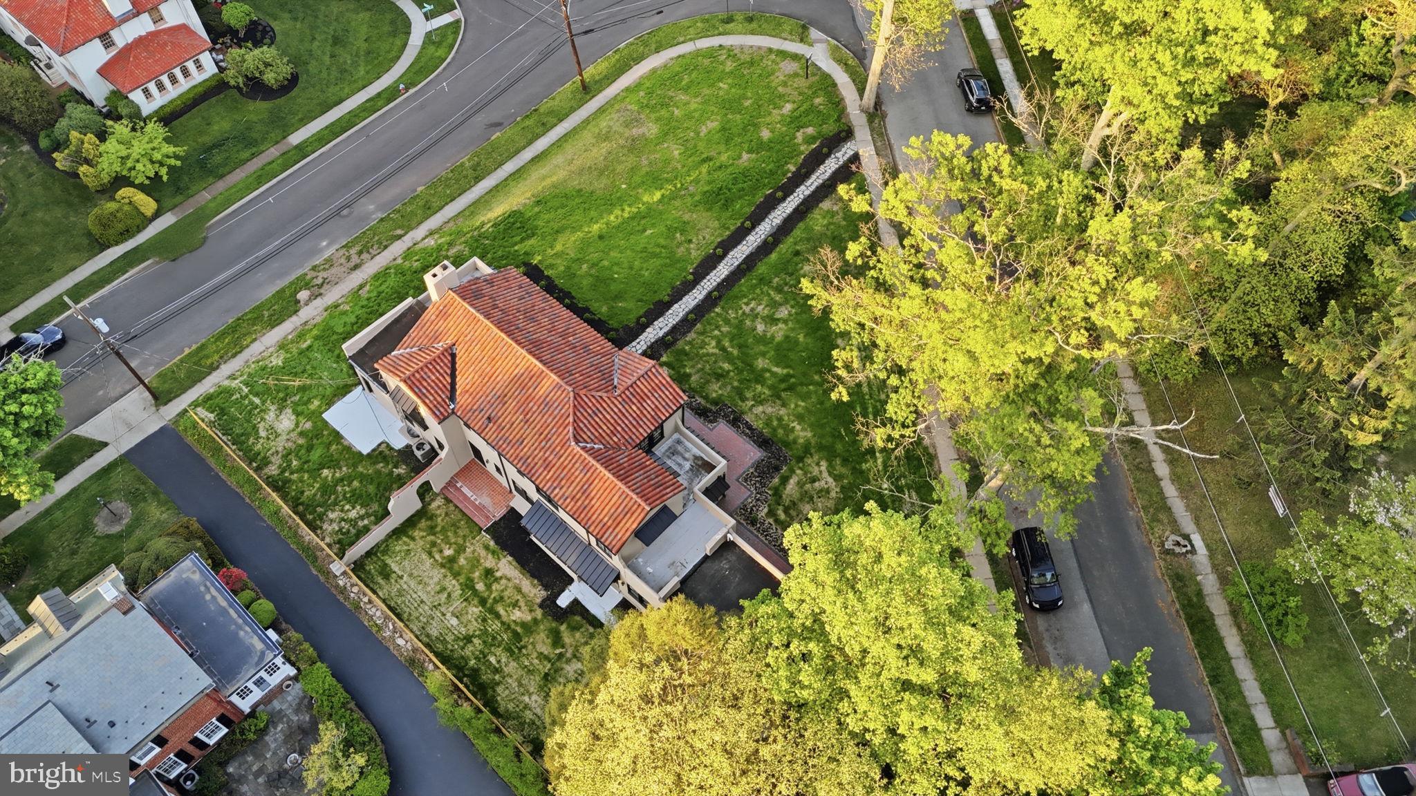 EDGEHILL GARDENS - Residential
