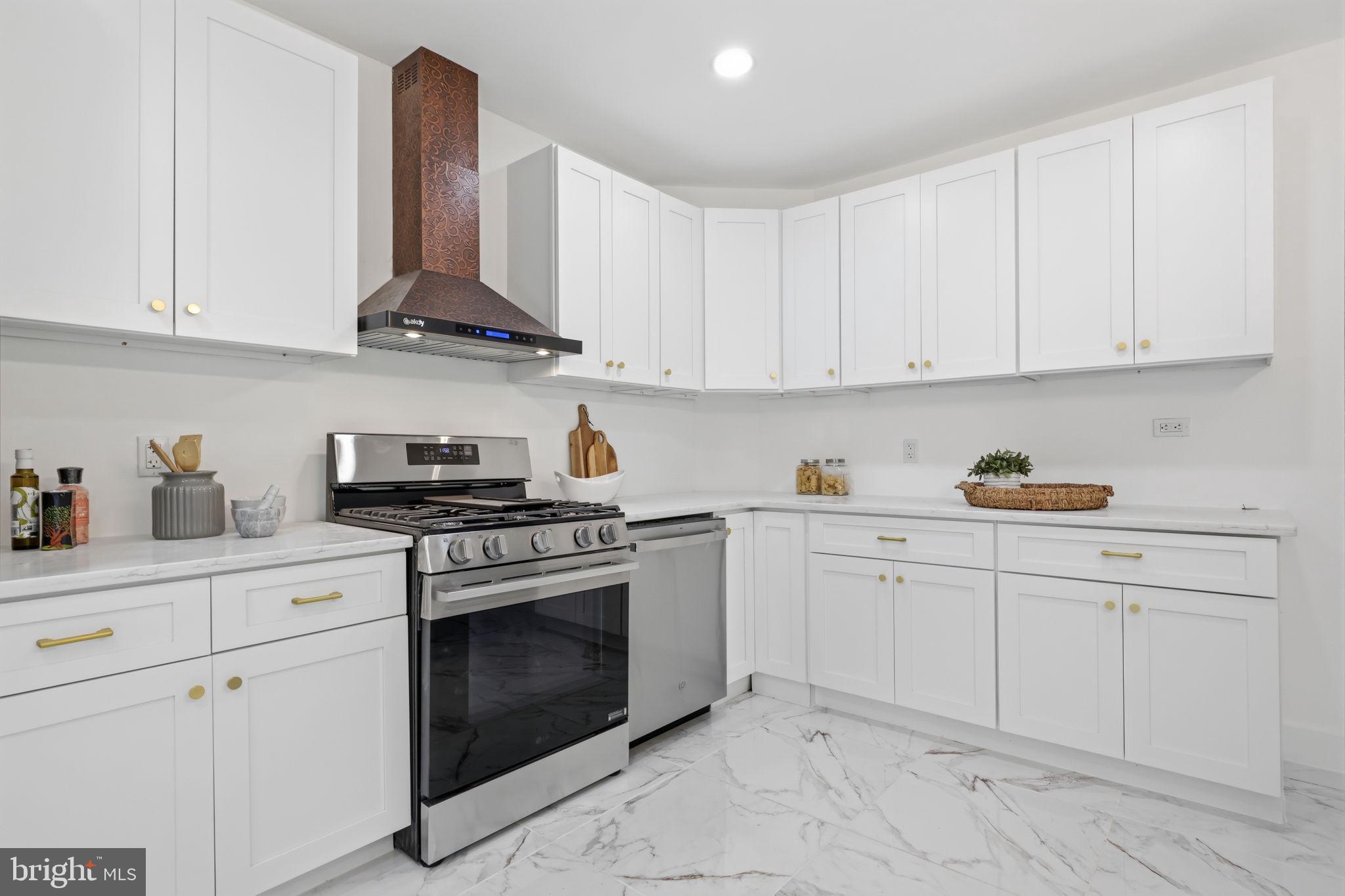 EDGEHILL GARDENS - Residential