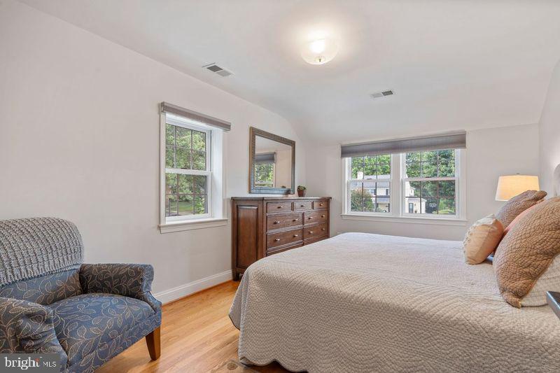 SHIRLEY WOODS - Residential