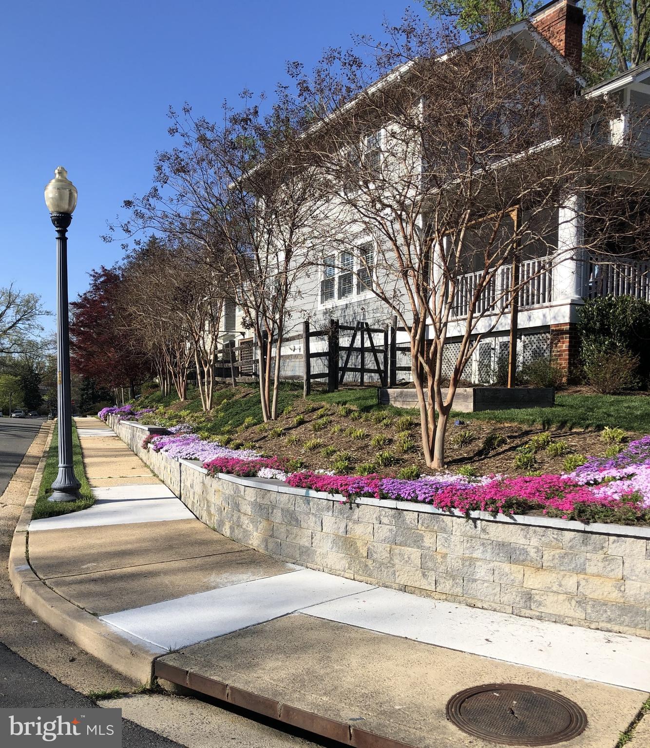 SHIRLEY WOODS - Residential