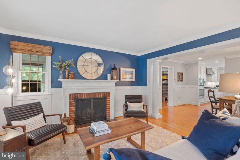 SHIRLEY WOODS - Residential