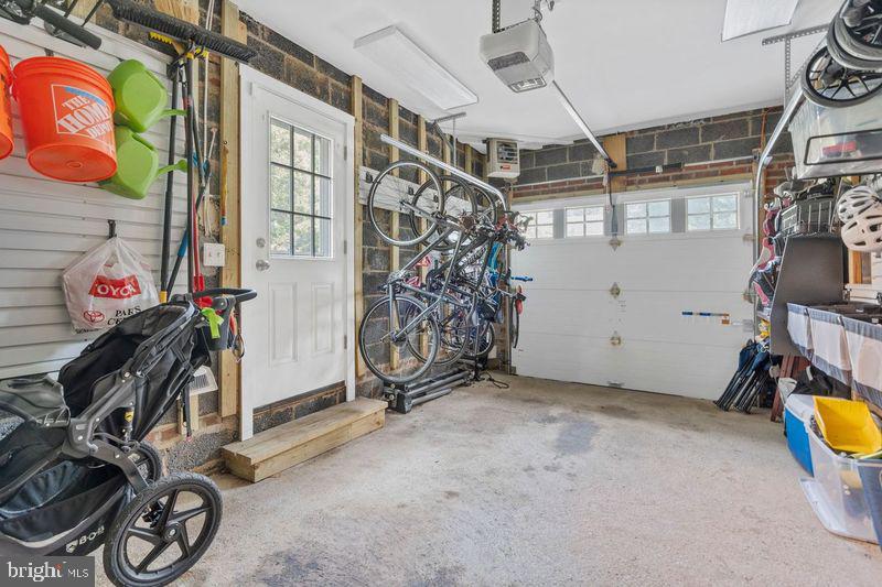 SHIRLEY WOODS - Residential