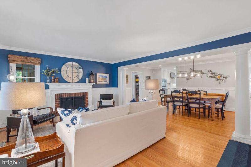 SHIRLEY WOODS - Residential