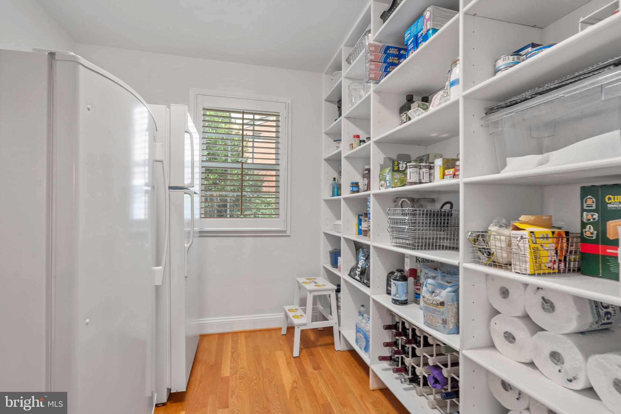 SHIRLEY WOODS - Residential