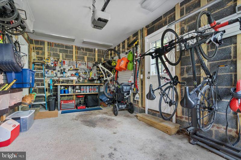 SHIRLEY WOODS - Residential