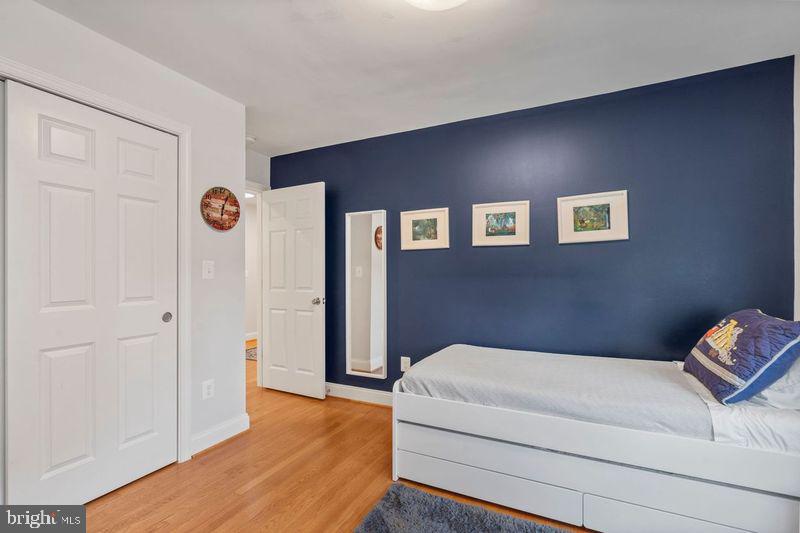 SHIRLEY WOODS - Residential