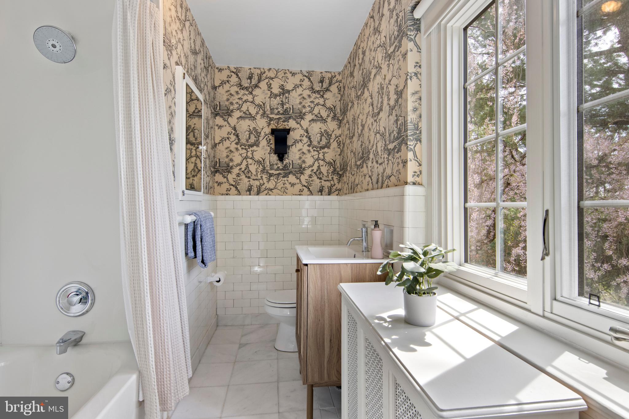 NORTH WAYNE - Residential