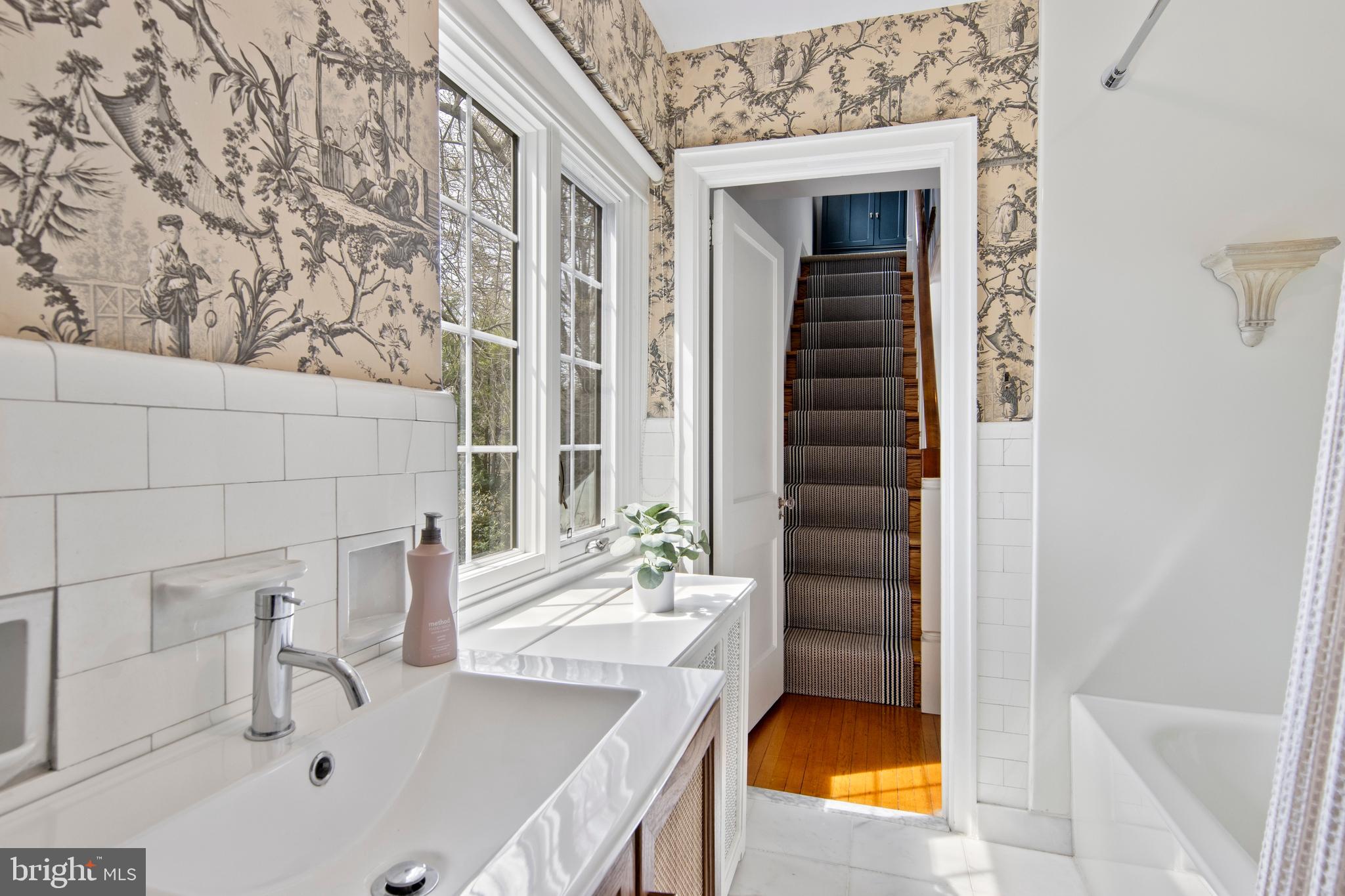 NORTH WAYNE - Residential