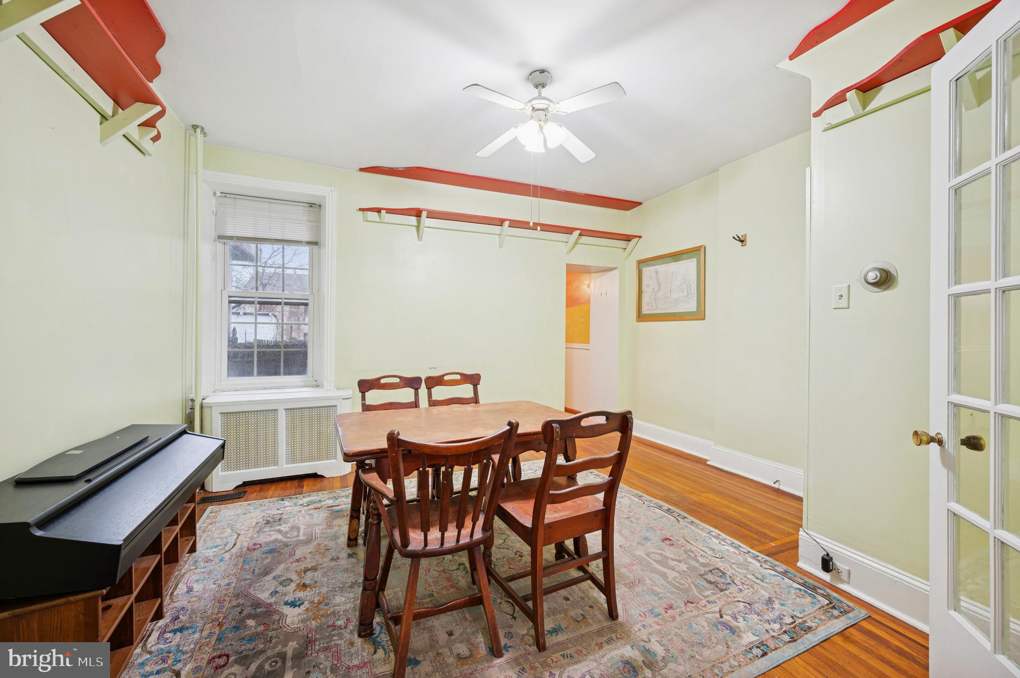 EAST FALLS - Residential