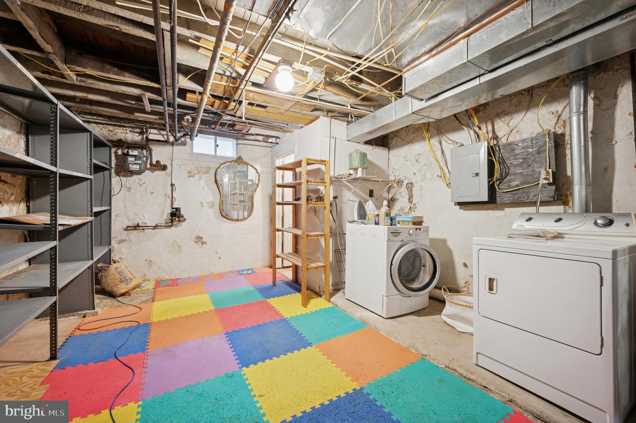 EAST FALLS - Residential