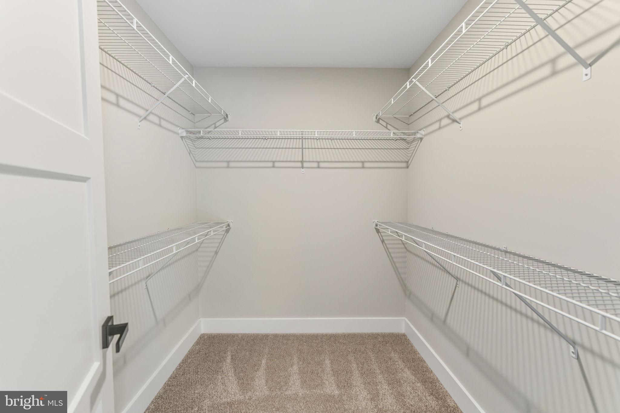 HALLMARK GLEN - Residential