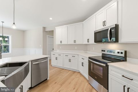 Tiny photo for Jingle Bells Court #LOT 4, HARPERS FERRY, WV 25425 (MLS # WVJF2022980)