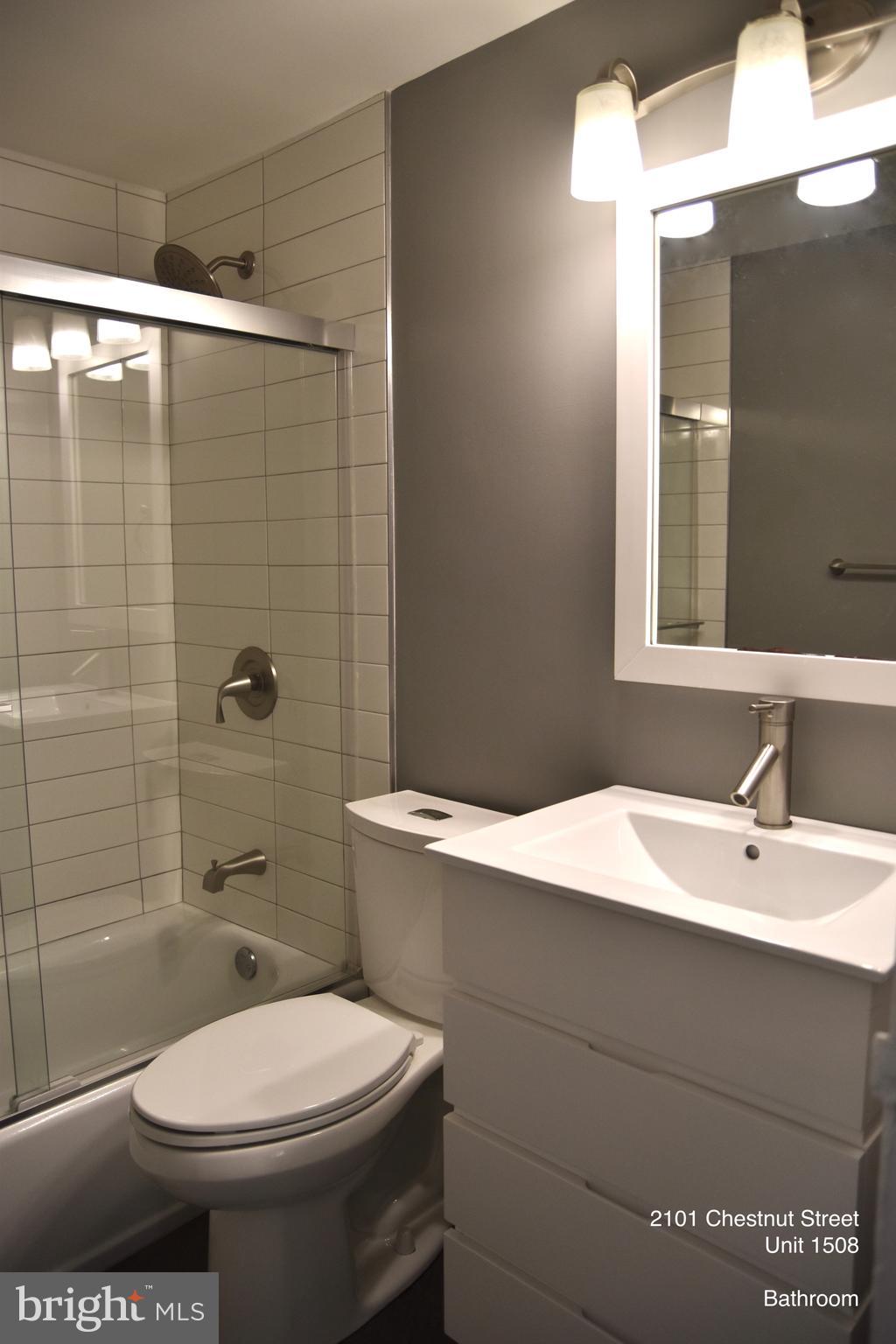 RITTENHOUSE SQUARE - Residential Lease