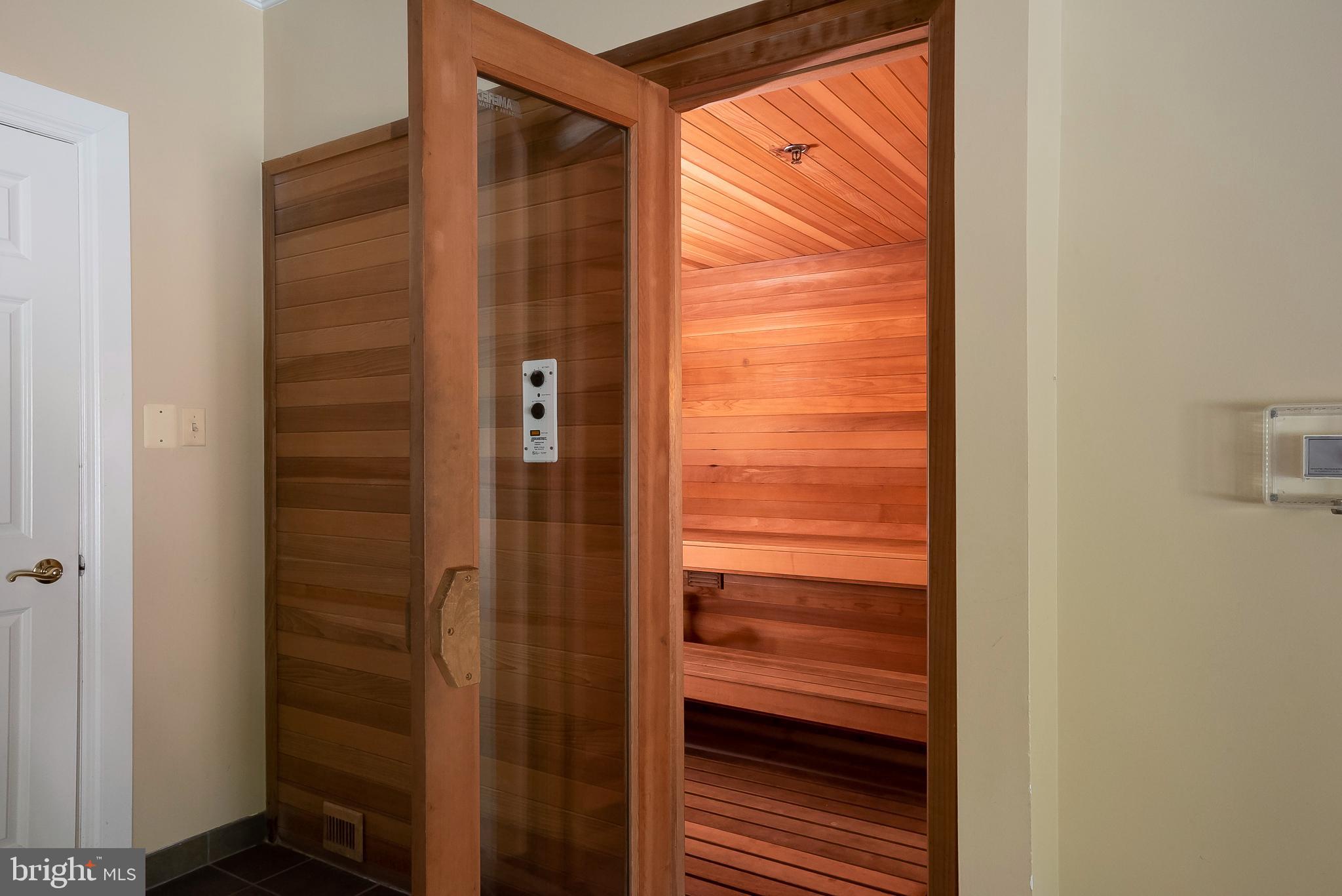 ENCLAVE AT ELLICOTT HILLS - Residential