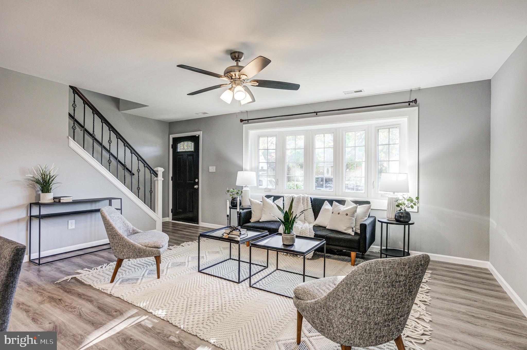 COUNTRY CLUB ESTATES - Residential