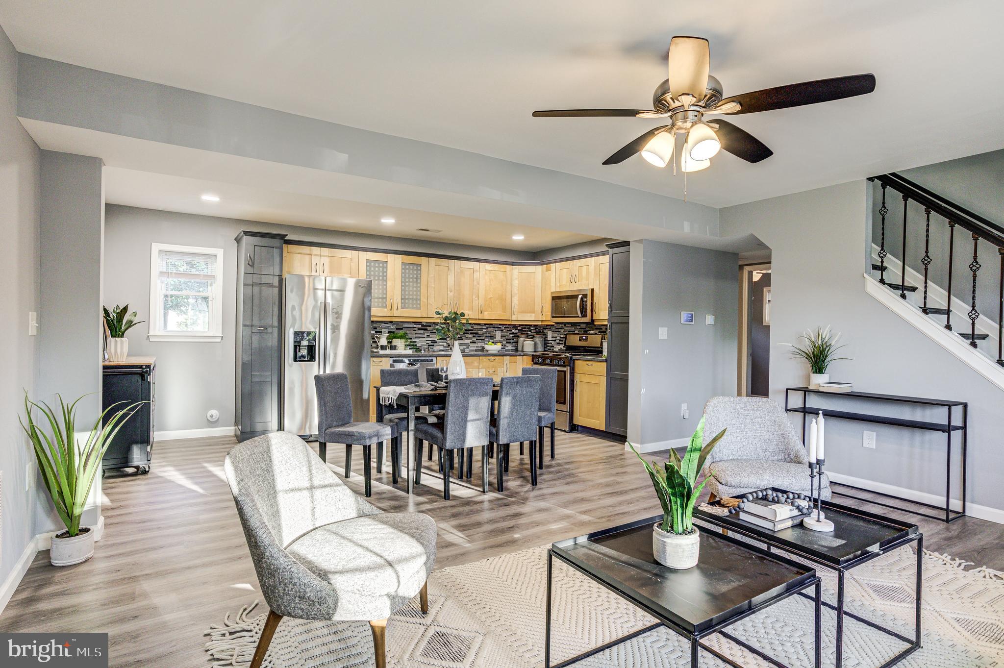 COUNTRY CLUB ESTATES - Residential