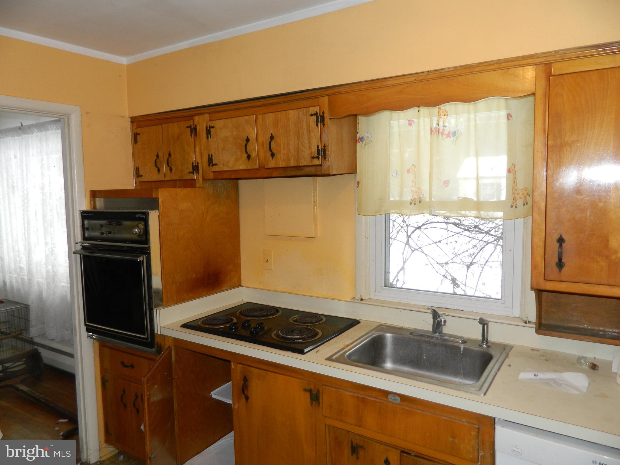 CAMPUS HILLS - Residential