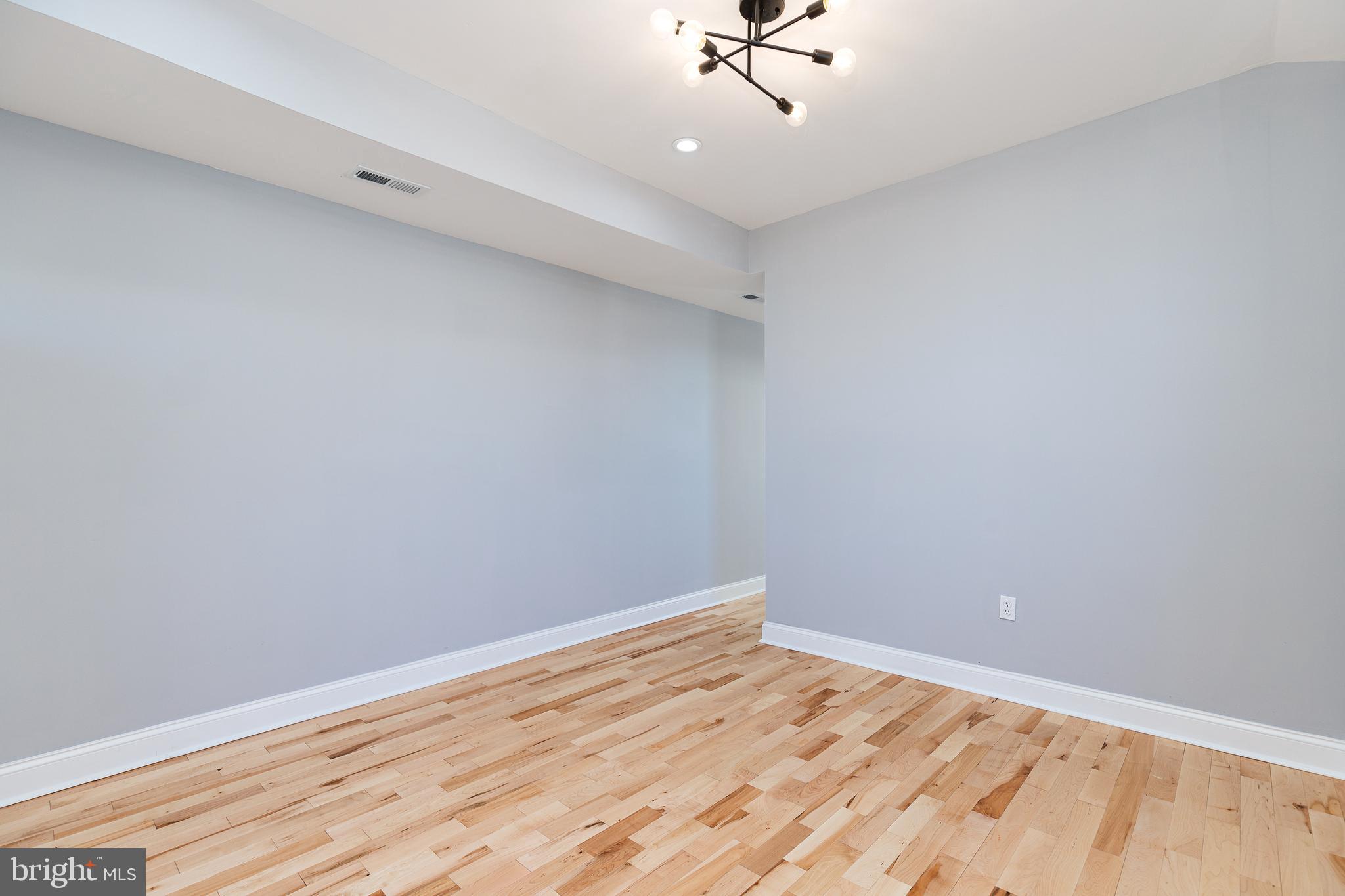 PARKVILLE - Residential