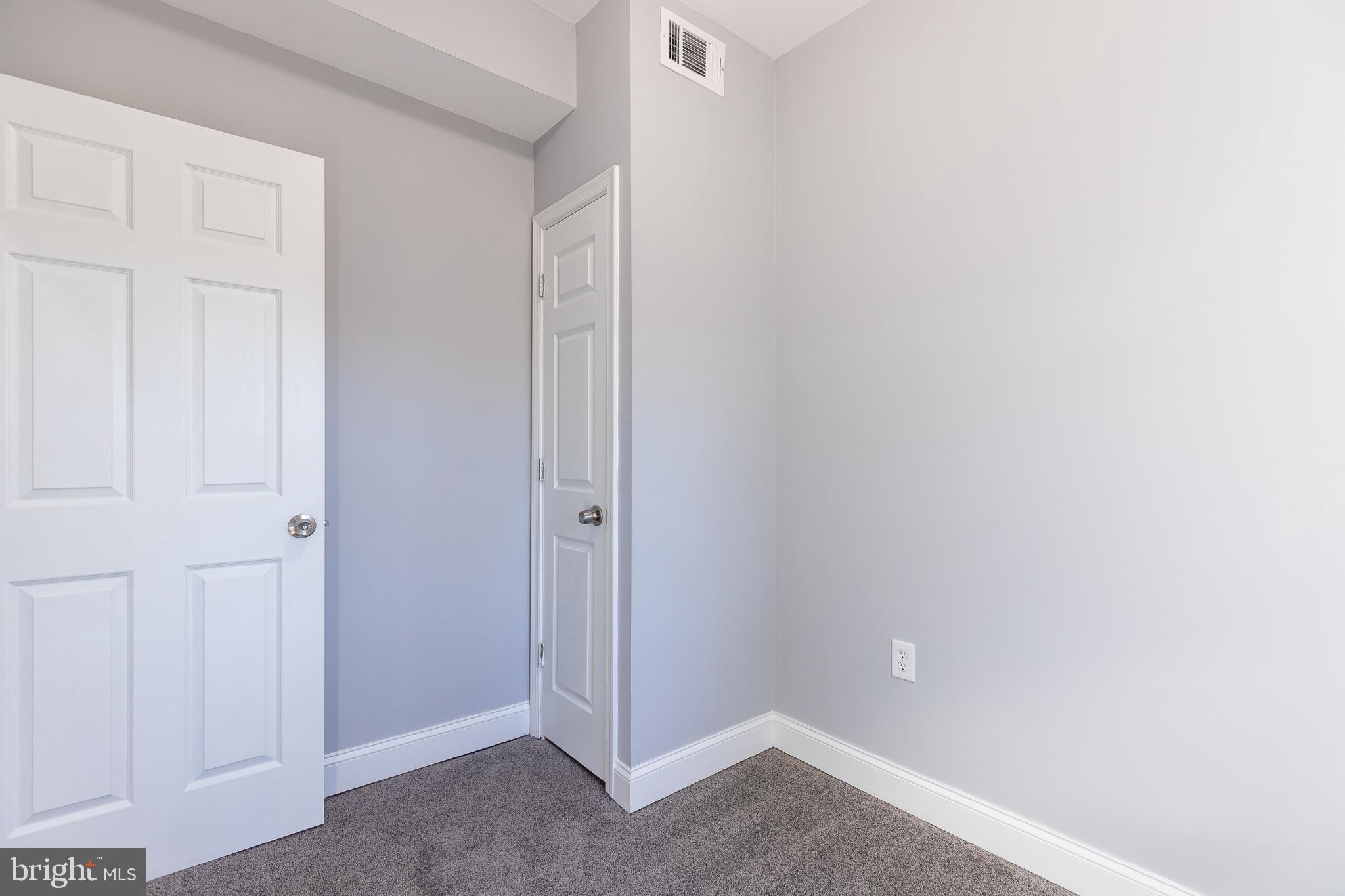 PARKVILLE - Residential