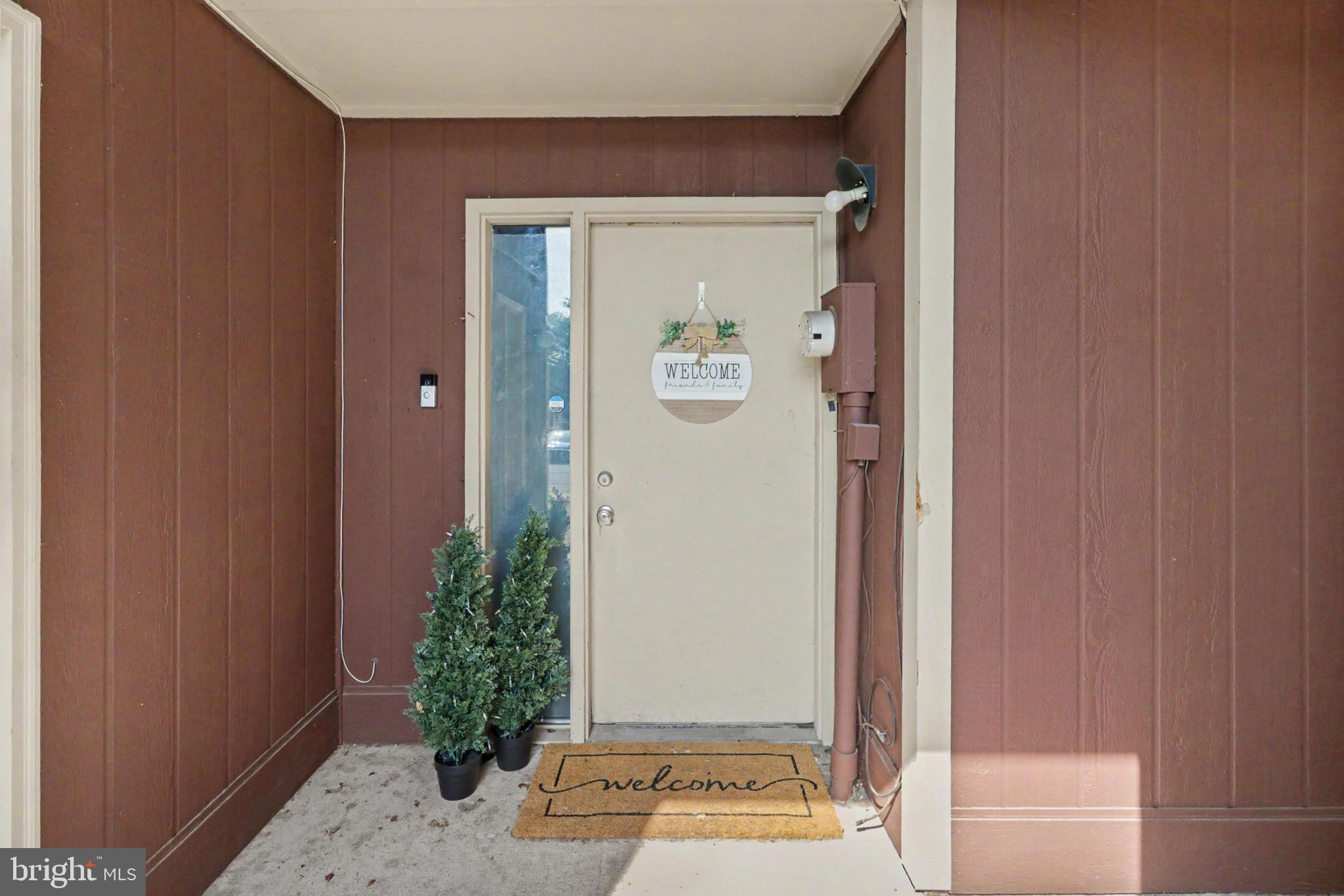223 LEE COURT