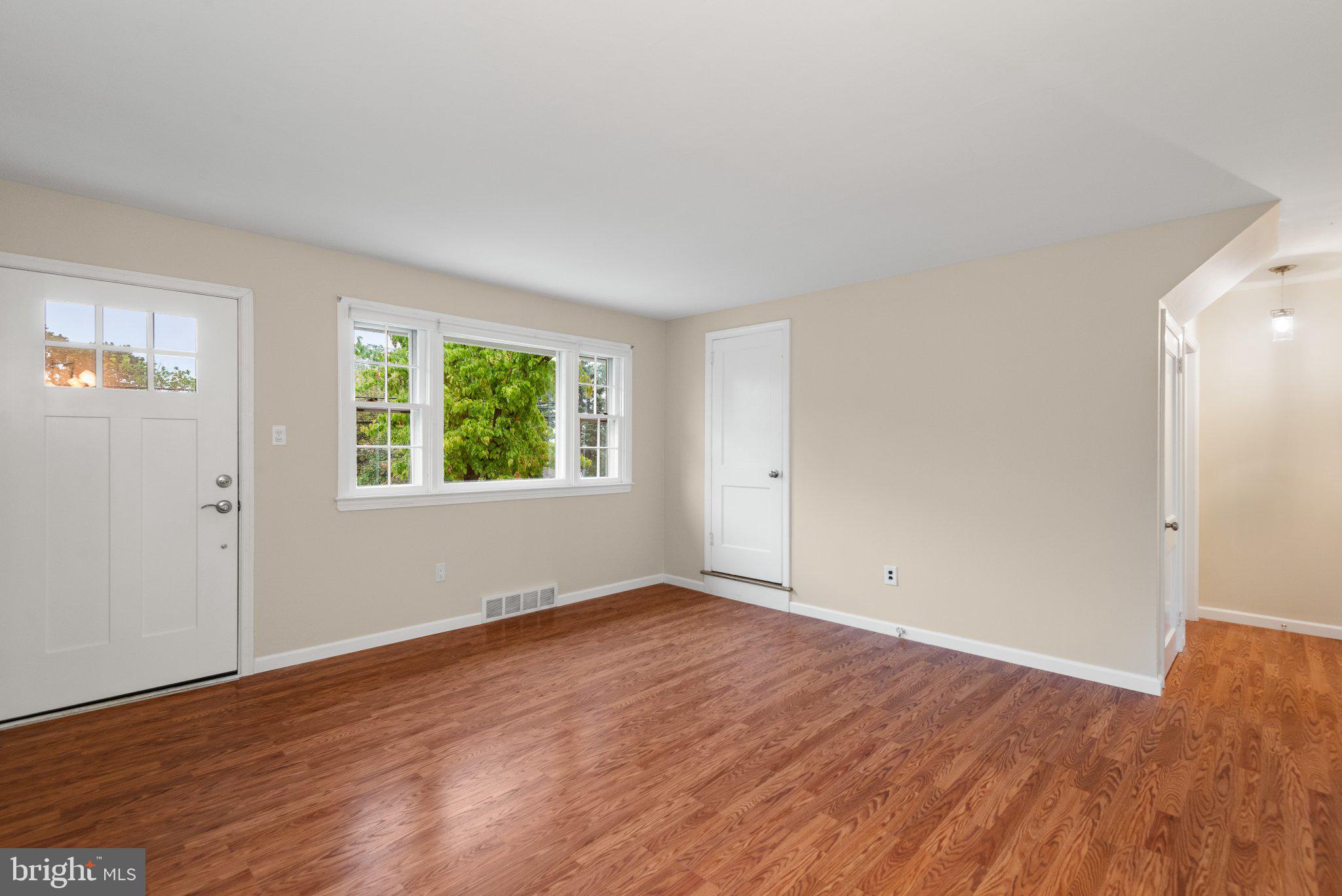 46 VILLAGE WAY