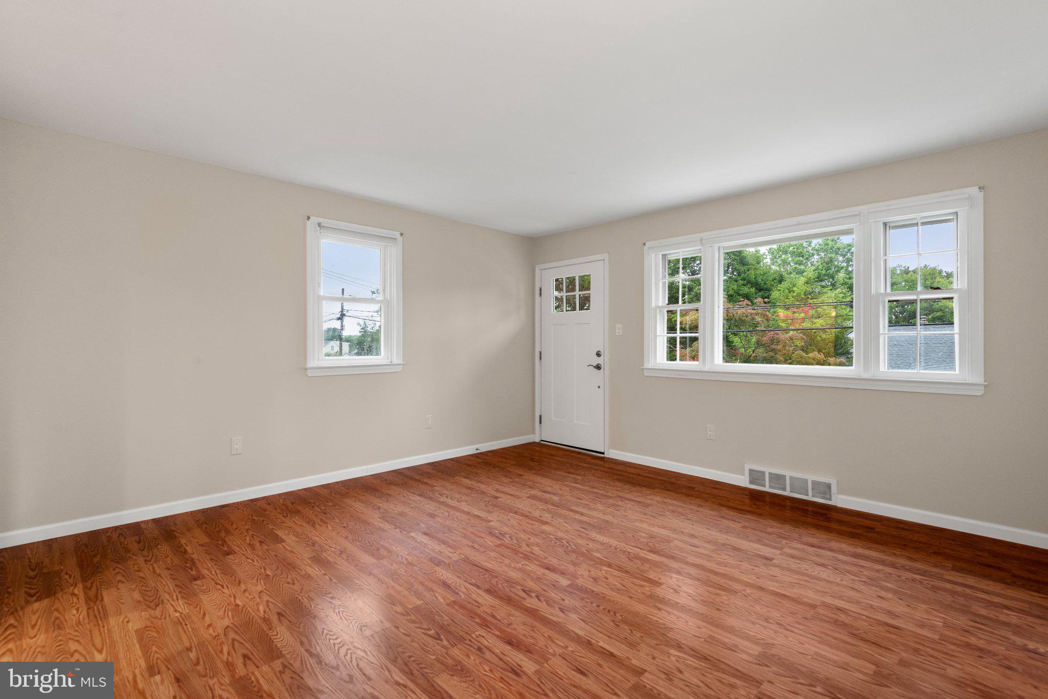 46 VILLAGE WAY