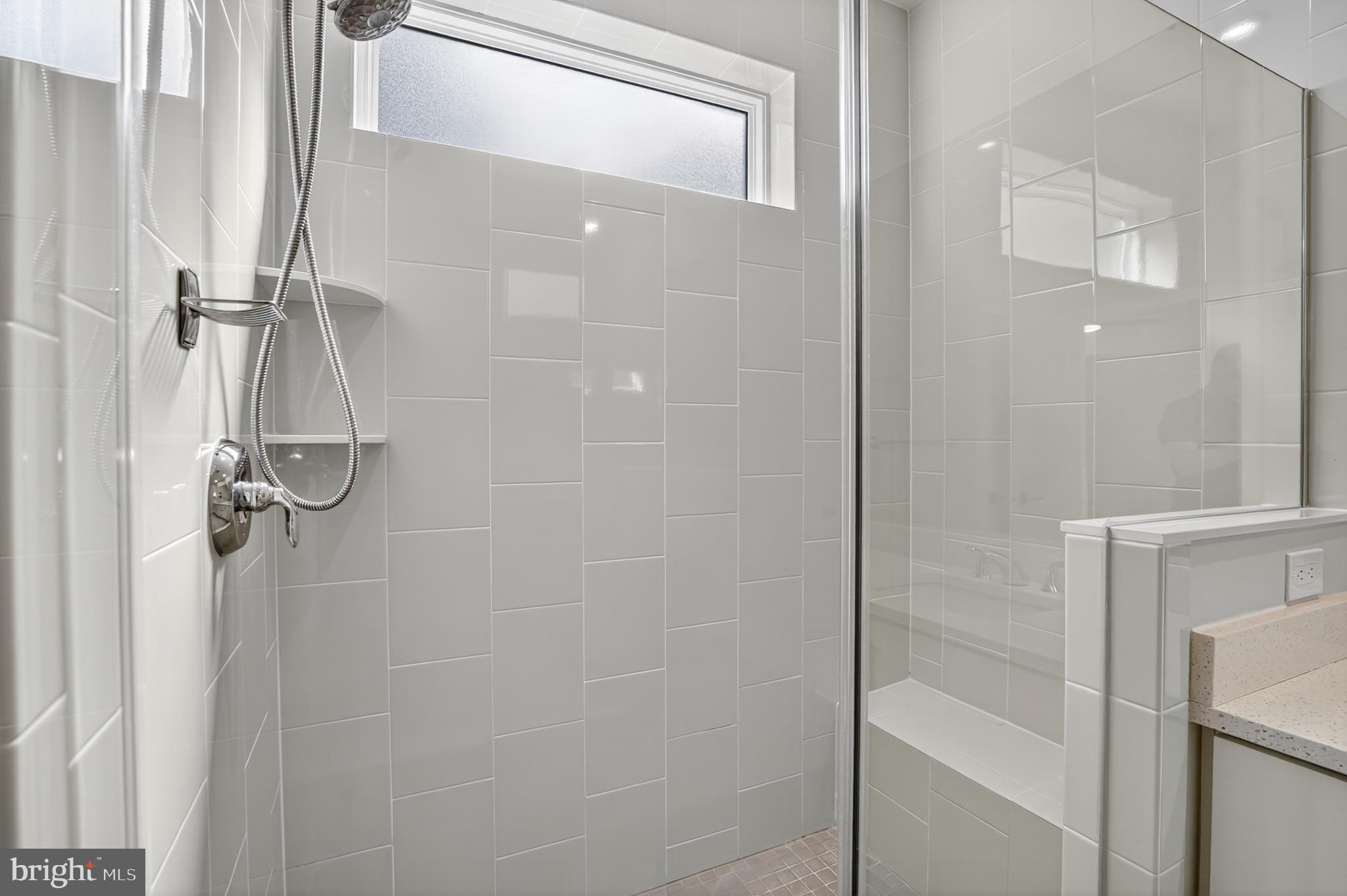 COMMONWEALTH PLACE AT WESTFIELDS - Residential