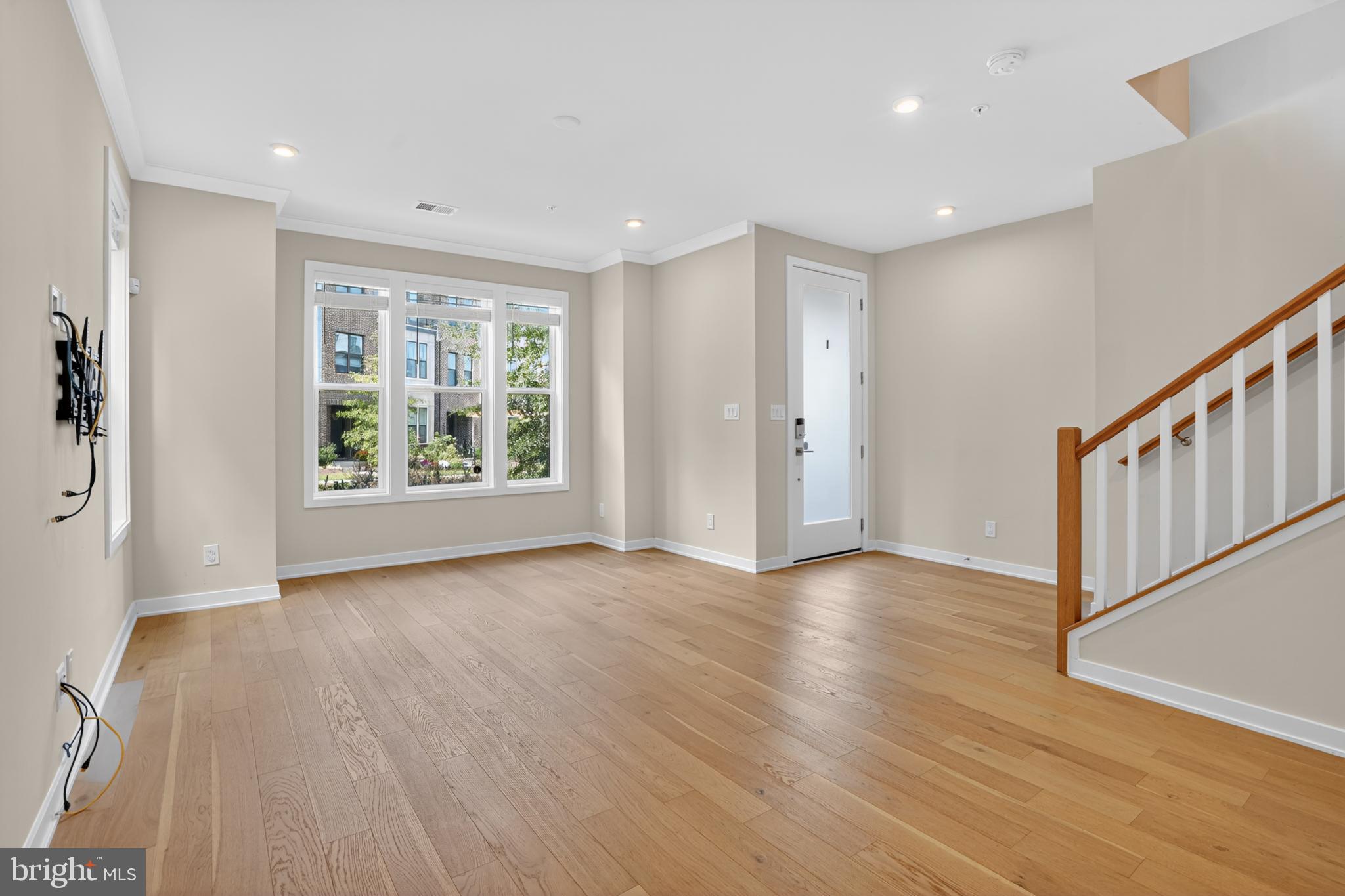 COMMONWEALTH PLACE AT WESTFIELDS - Residential