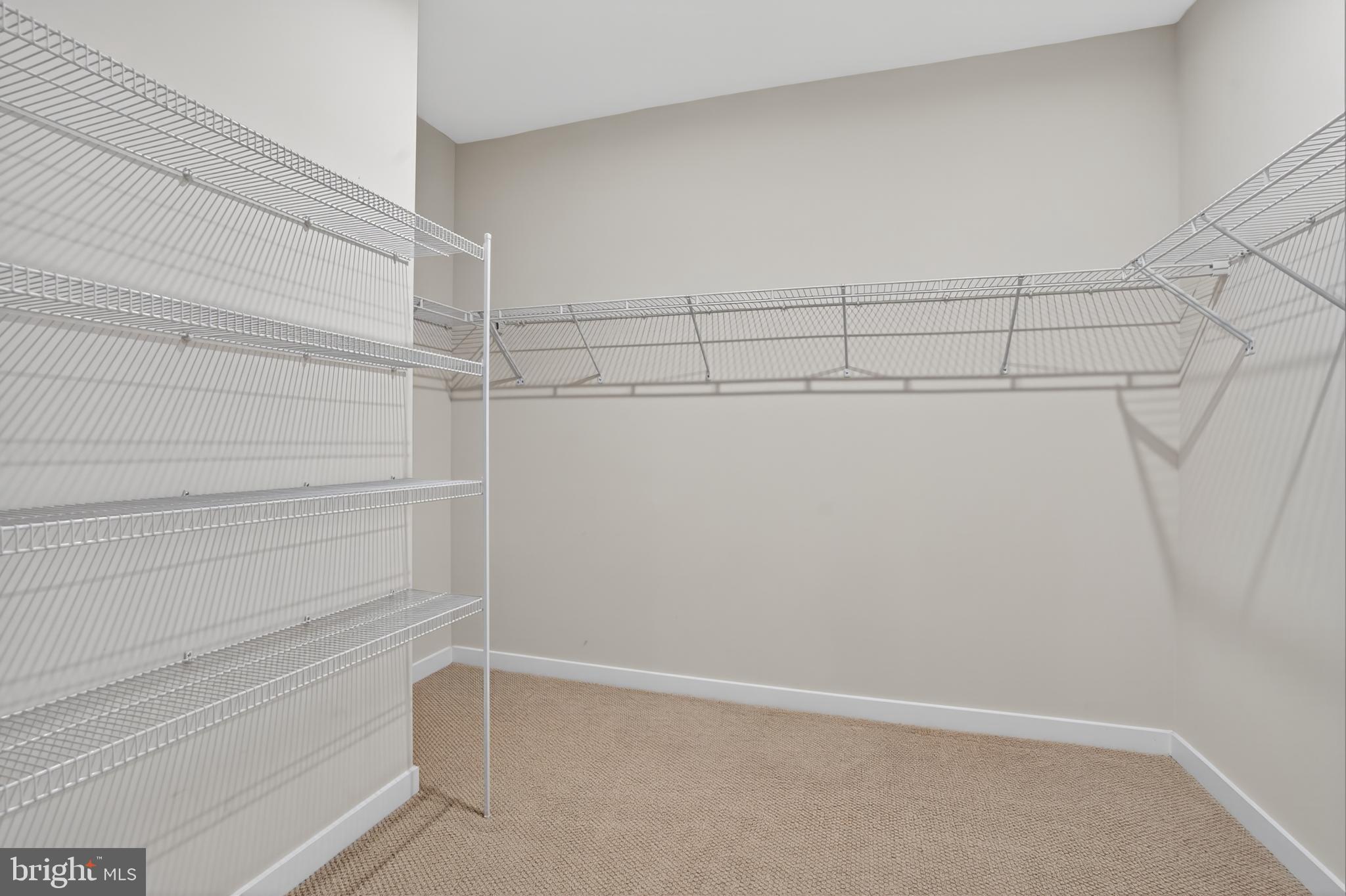 COMMONWEALTH PLACE AT WESTFIELDS - Residential